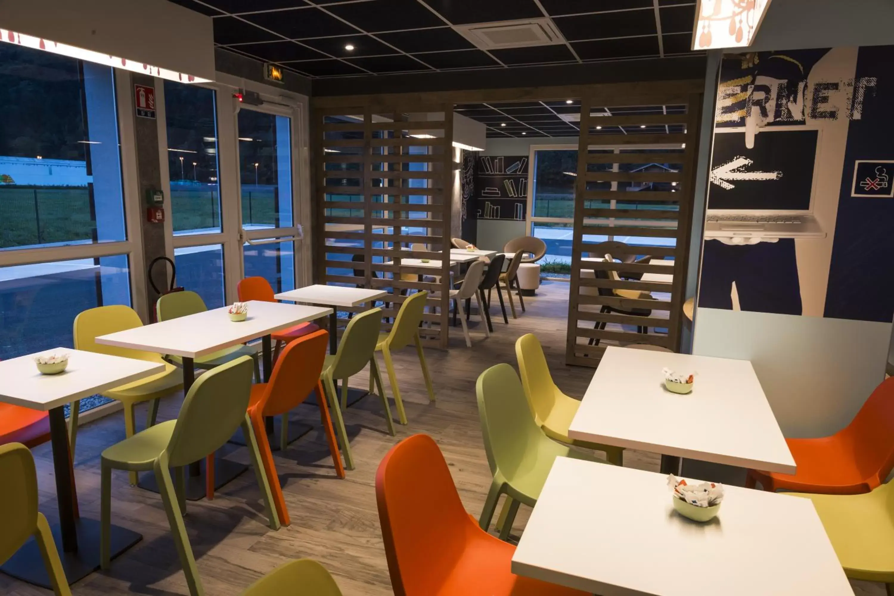 Living room in Ibis Budget Sallanches Living room in Ibis Budget Sallanches