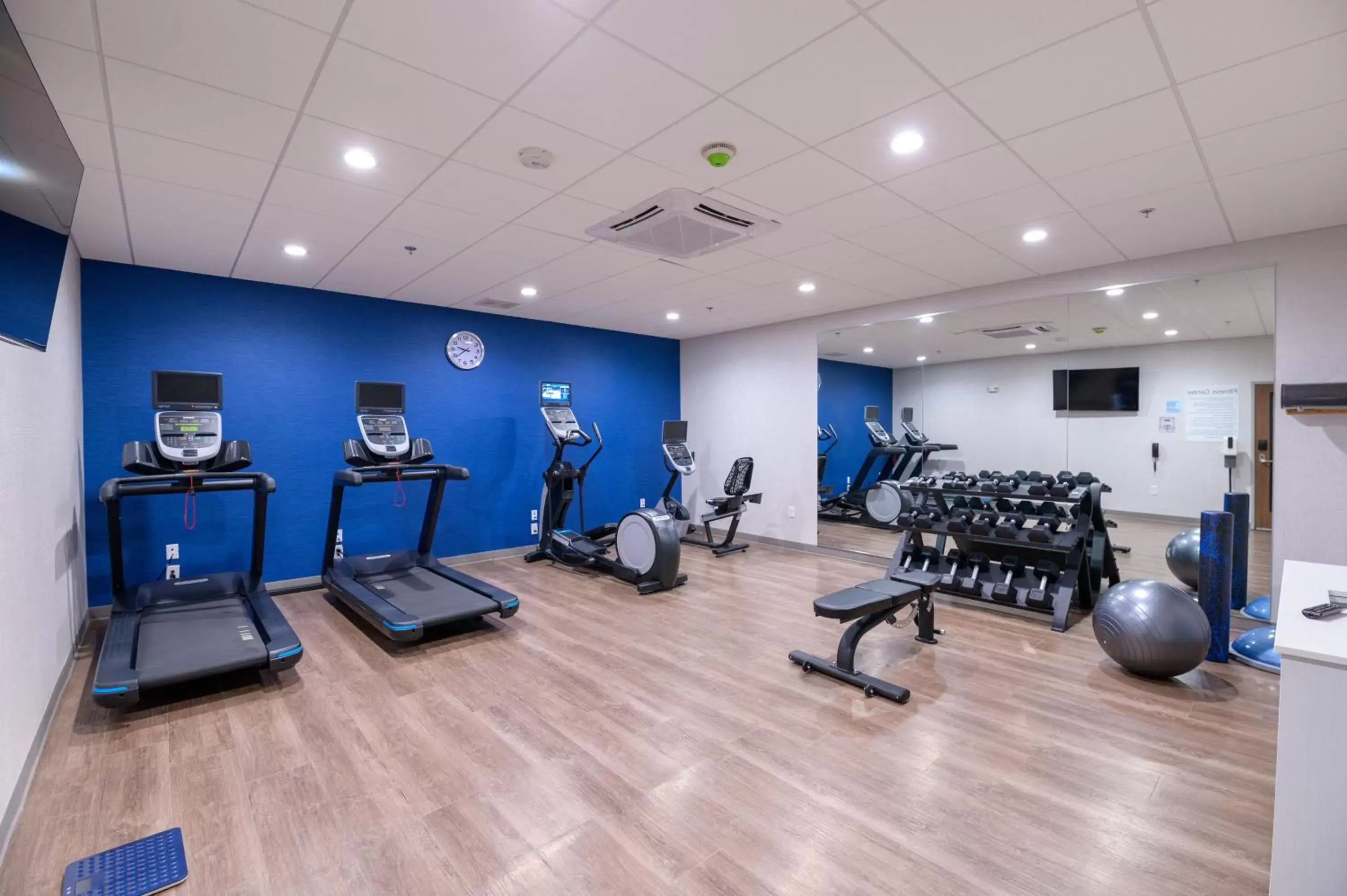 Fitness centre/facilities, Fitness Center/Facilities in Holiday Inn Express & Suites Dayton East - Beavercreek