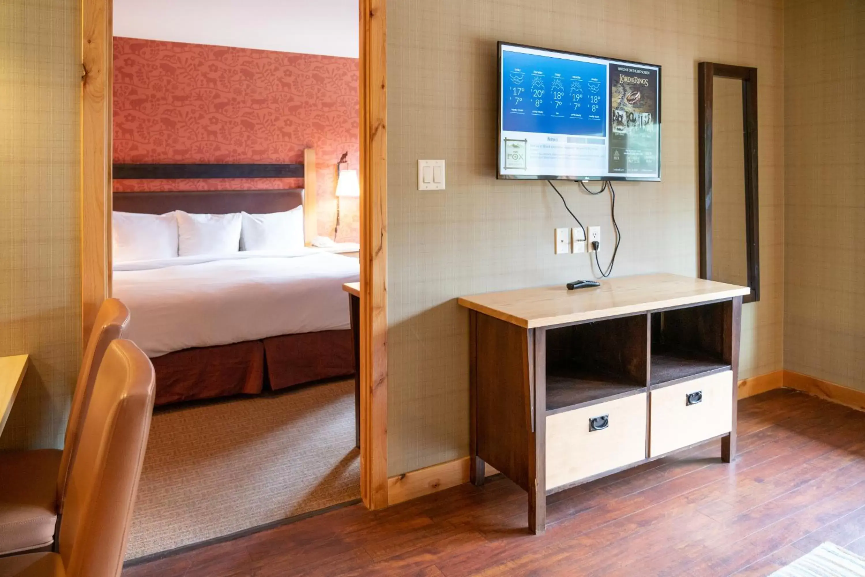 TV and multimedia, Bed in Fox Hotel and Suites