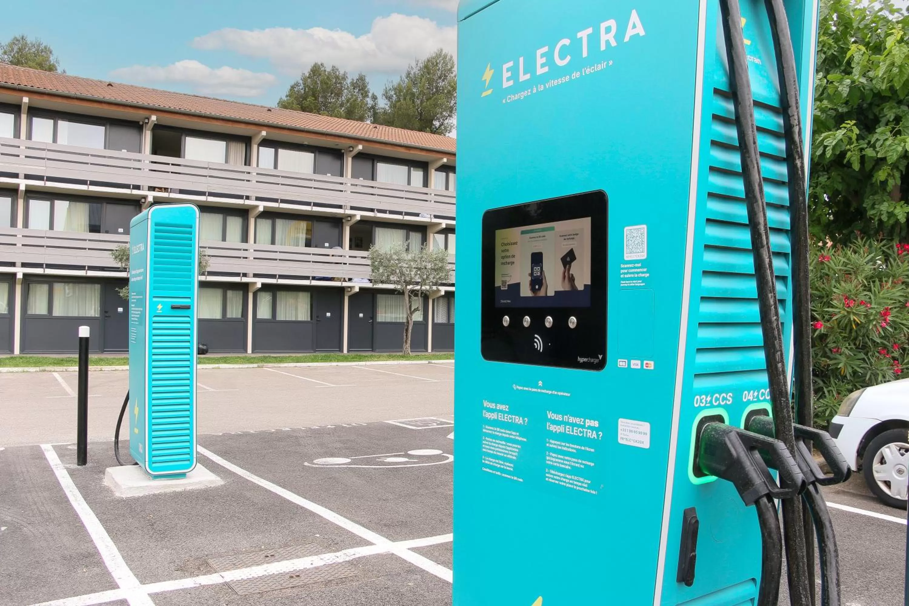 Property building in HÔTEL KYRIAD MARSEILLE - Vitrolles Aéroport