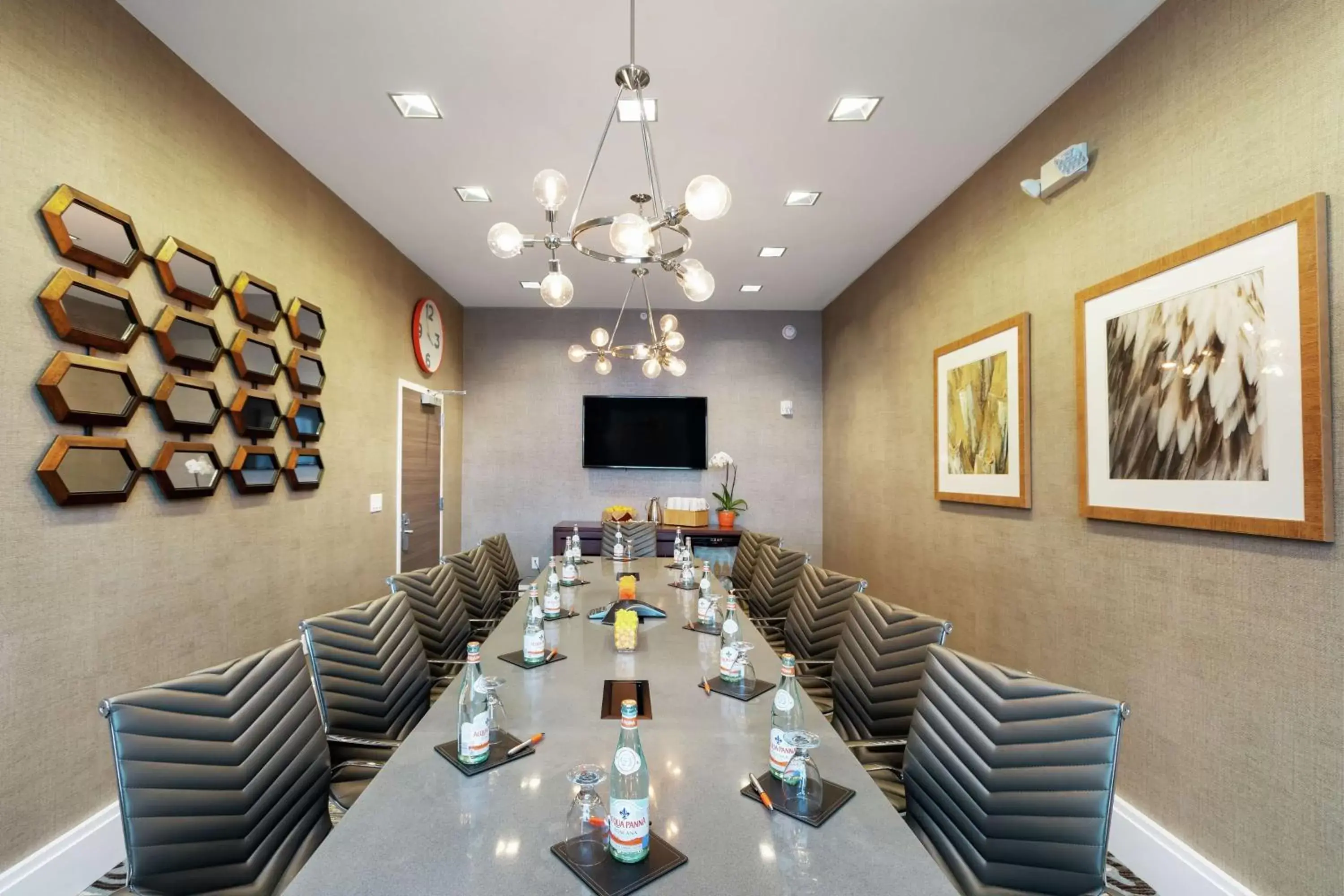 Meeting/conference room, Restaurant/Places to Eat in DoubleTree by Hilton Galveston Beach