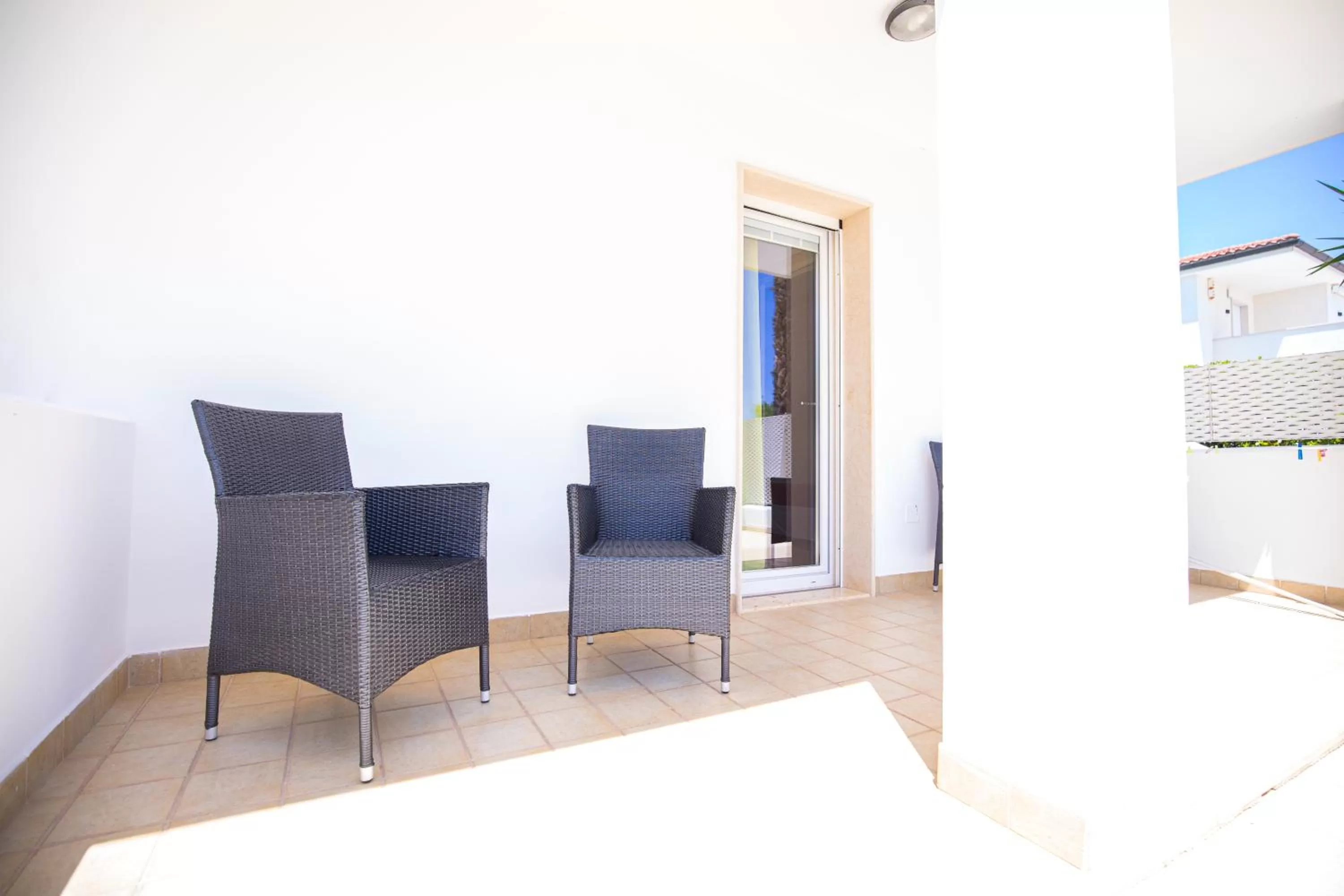 Patio in Donnosanto Residence Torre Santa Sabina