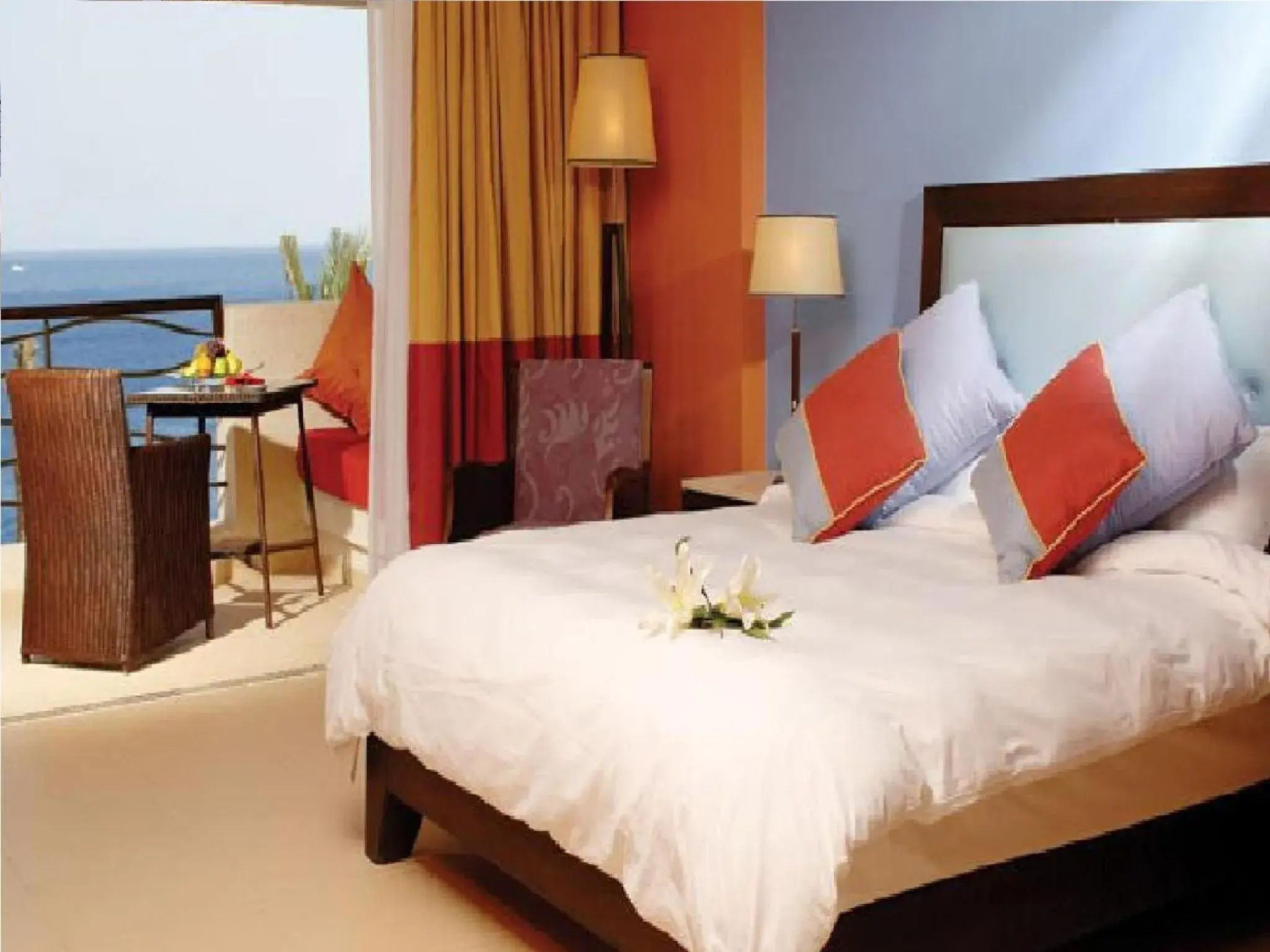 Photo of the whole room, Bed in Grand Rotana Resort & Spa