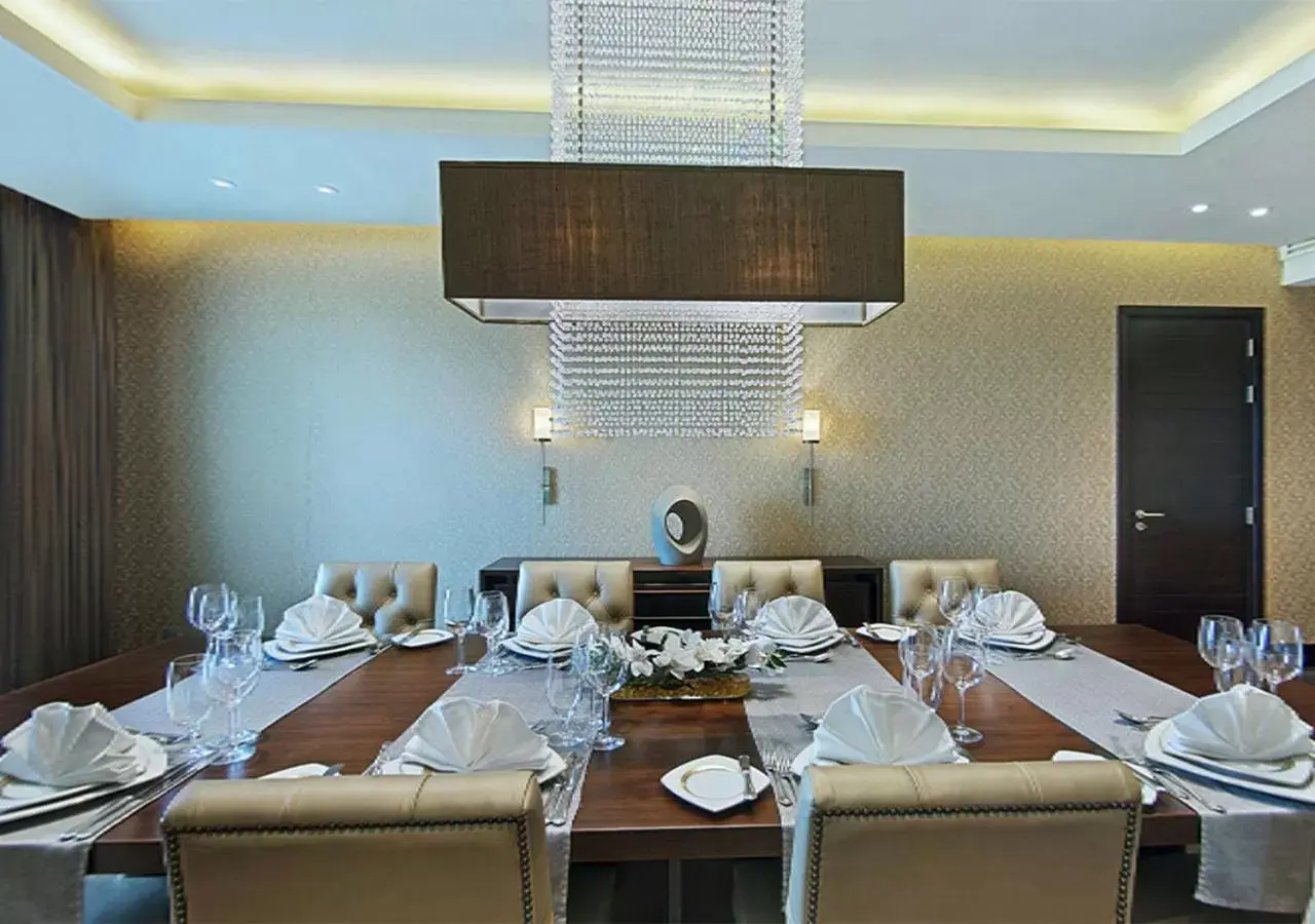 Dining area, Restaurant/Places to Eat in Anantara Eastern Mangroves Abu Dhabi