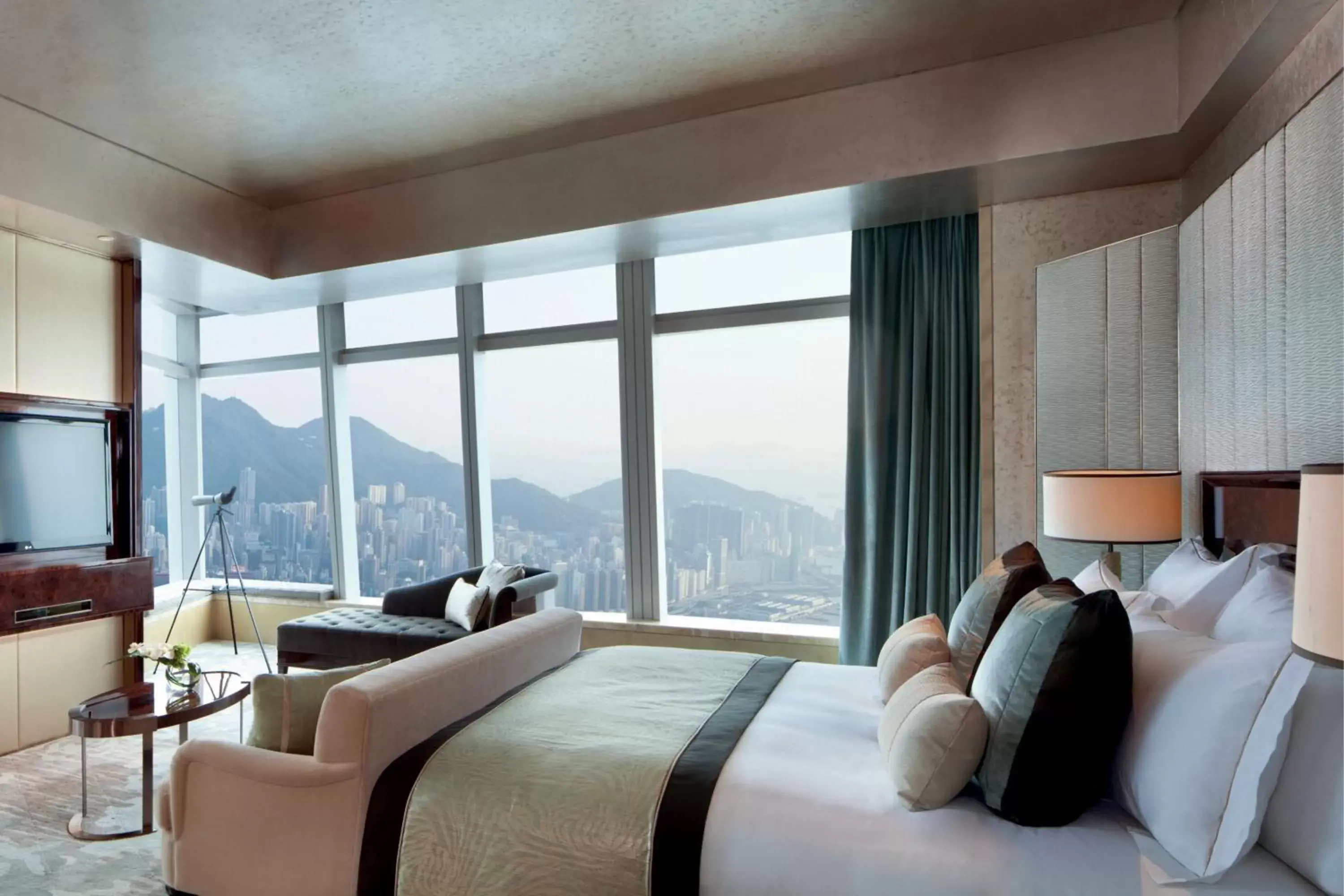 Photo of the whole room, Mountain View in The Ritz-Carlton Hong Kong