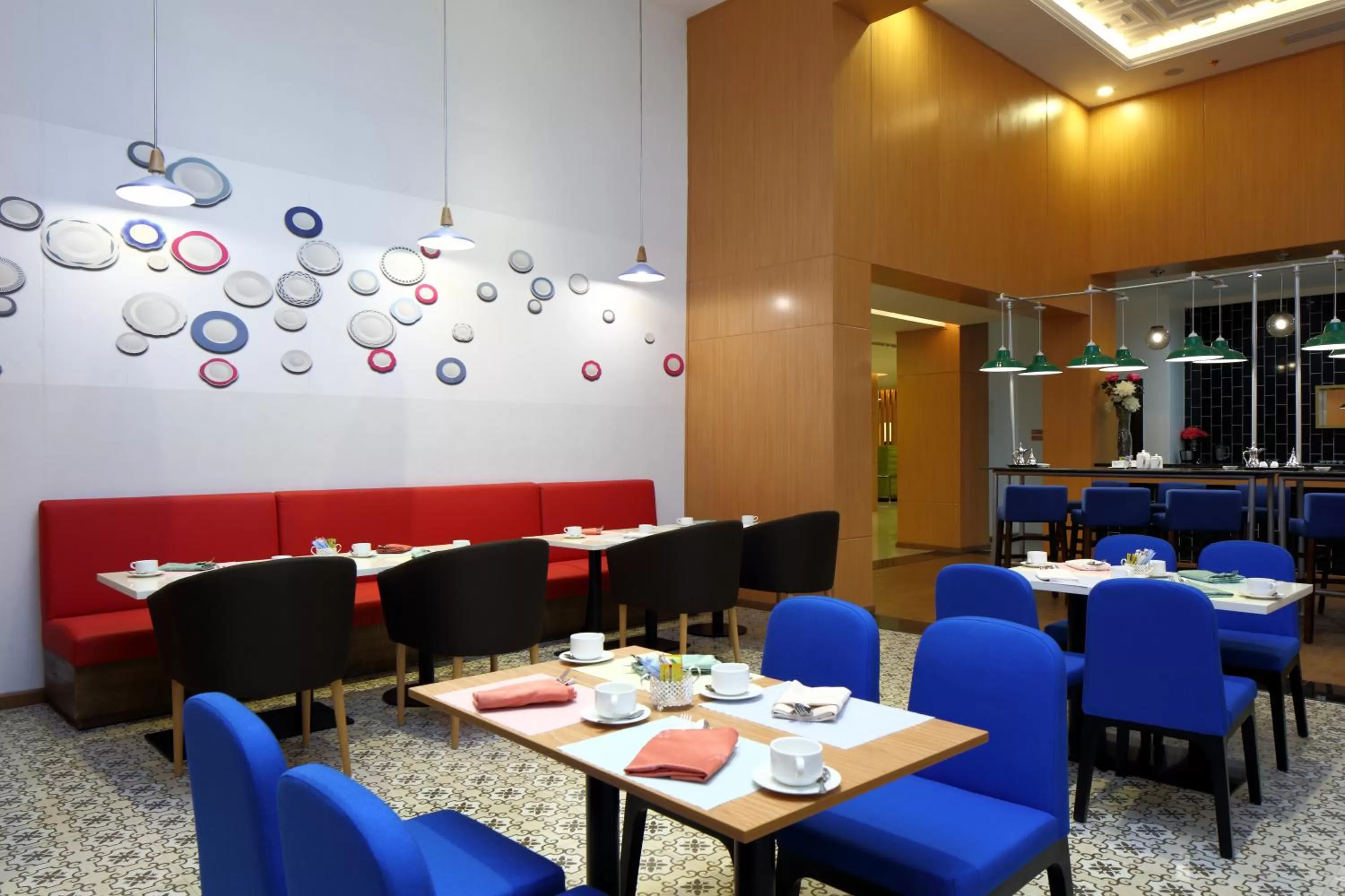 Restaurant/places to eat in Park Inn by Radisson Najran