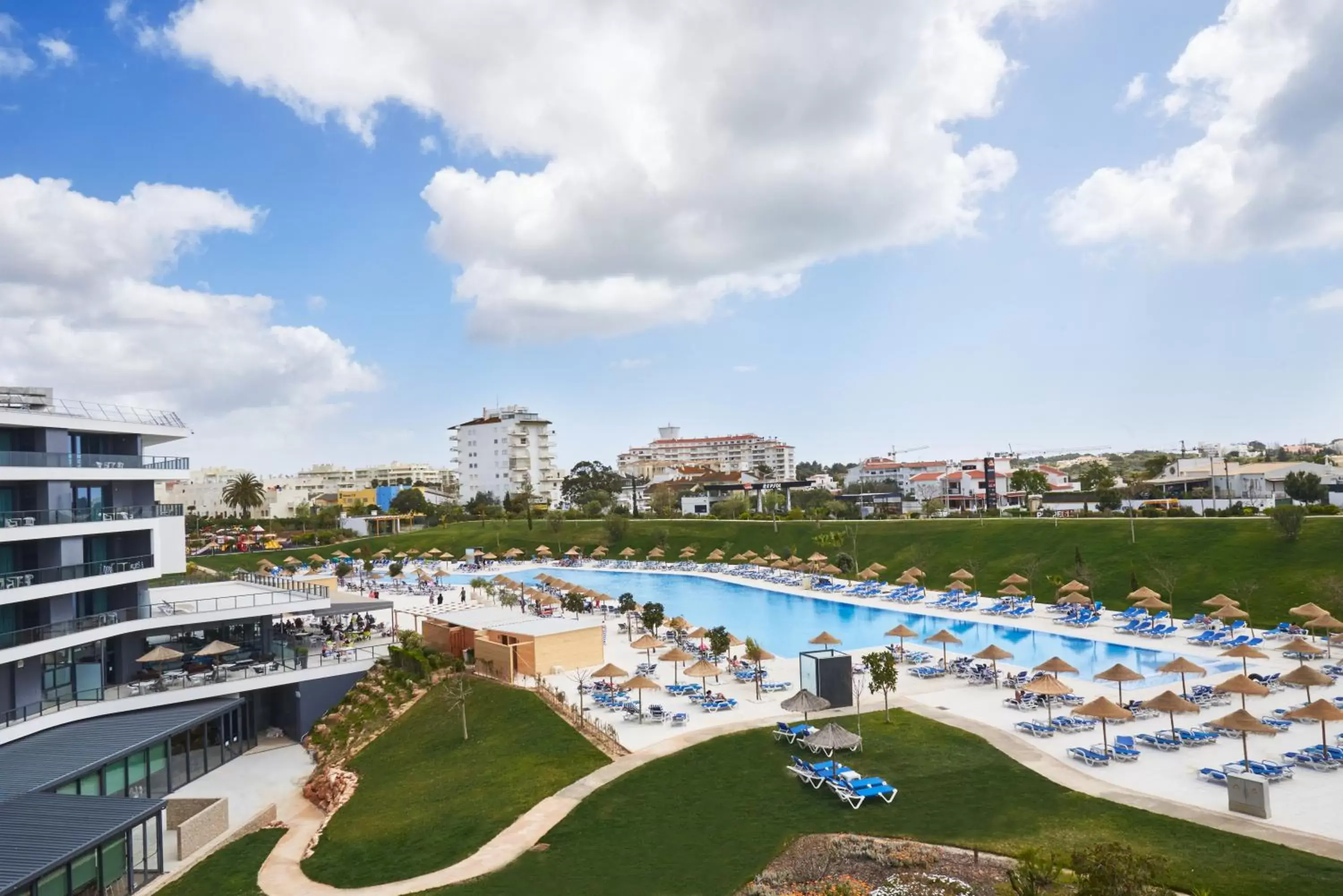 Swimming pool, Pool View in RR Alvor Baía Resort