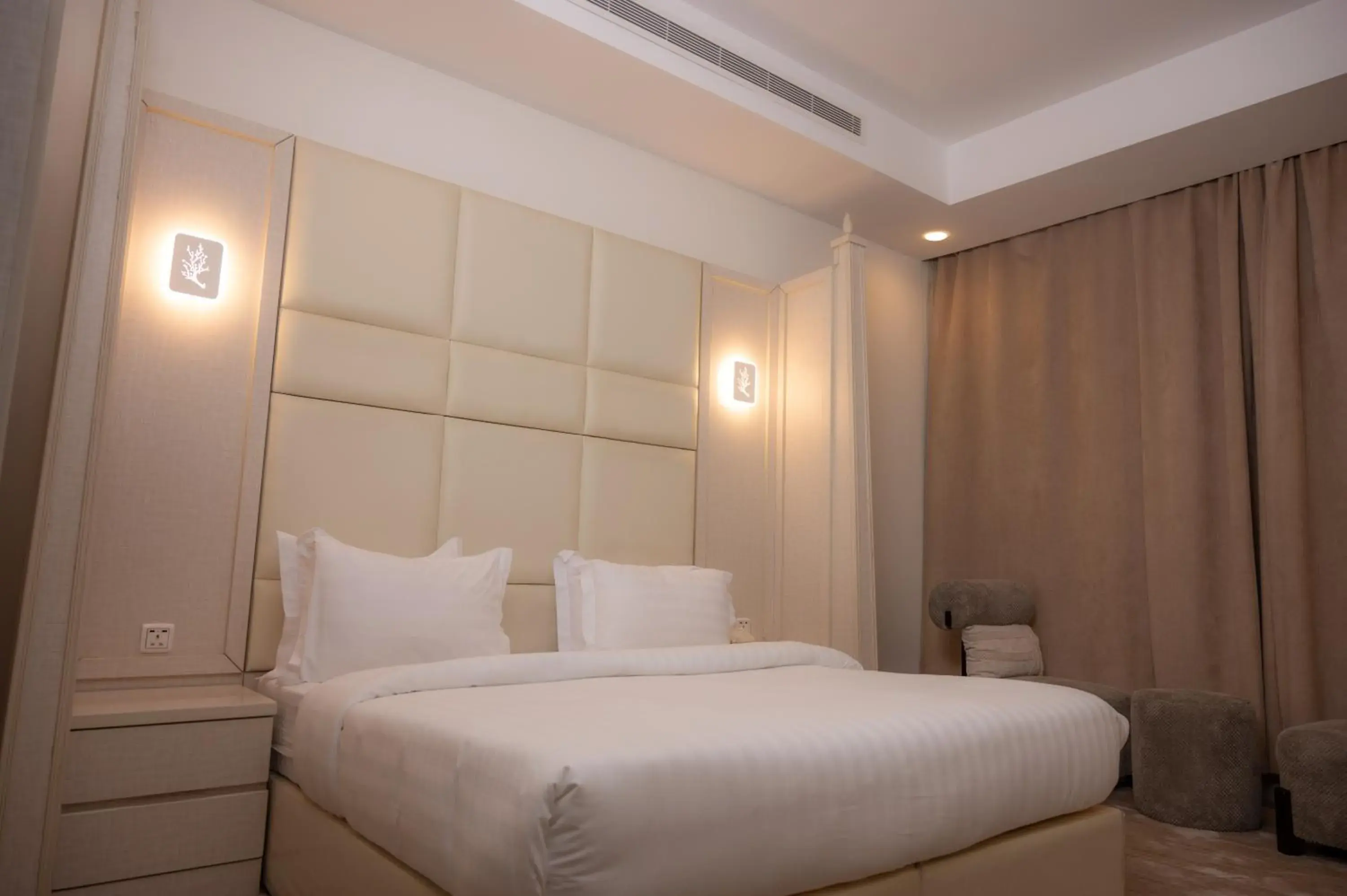 Bedroom, Bed in Areen Hotel