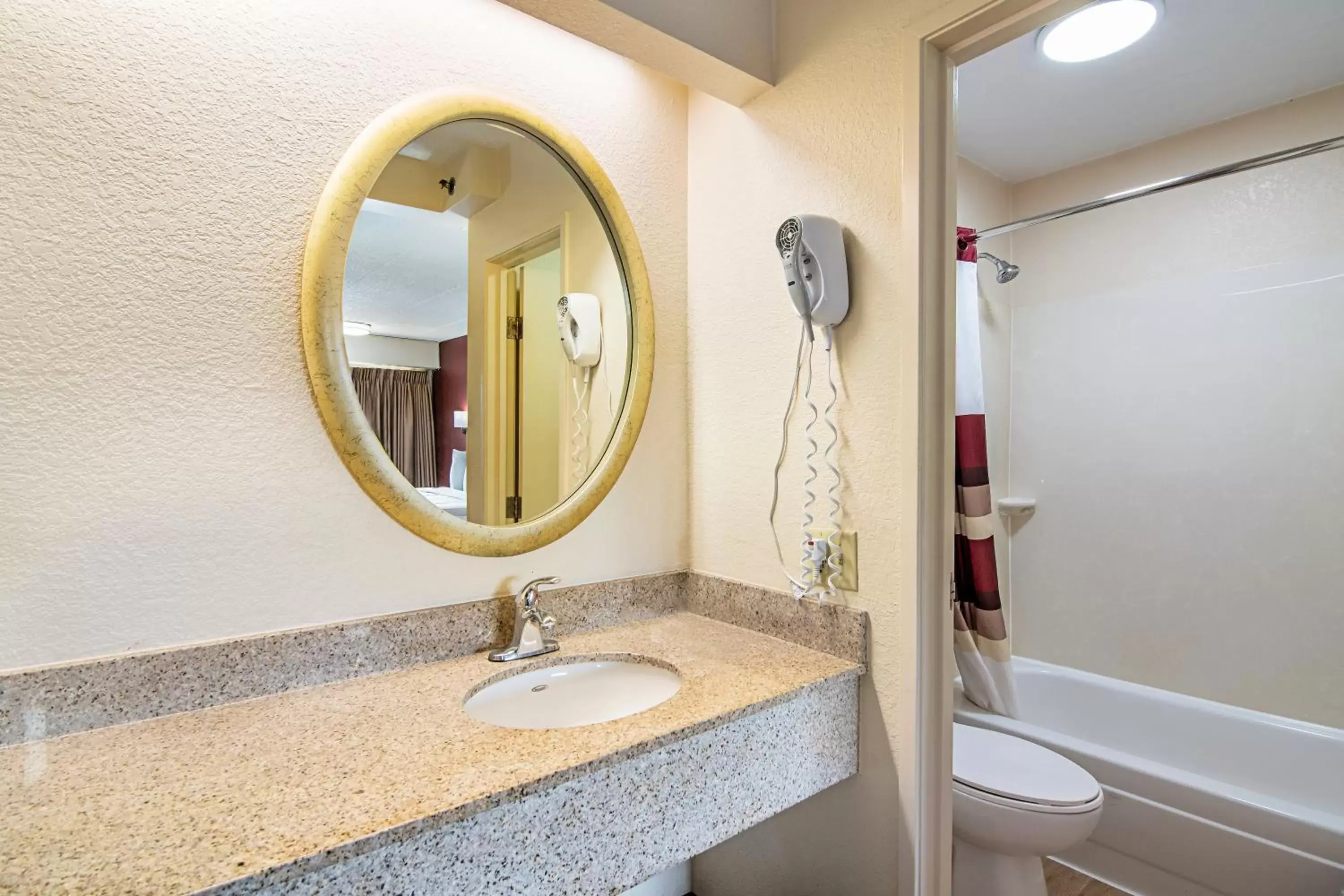 Bathroom in Red Roof Inn Hampton Coliseum and Convention Center