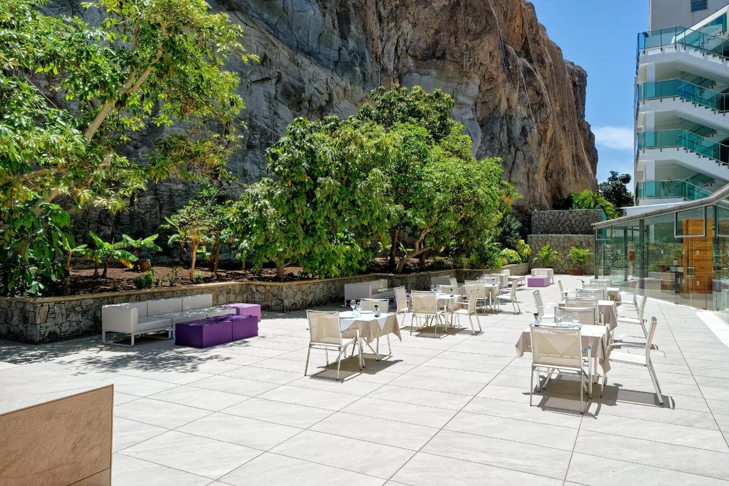 Garden in Morasol Suites