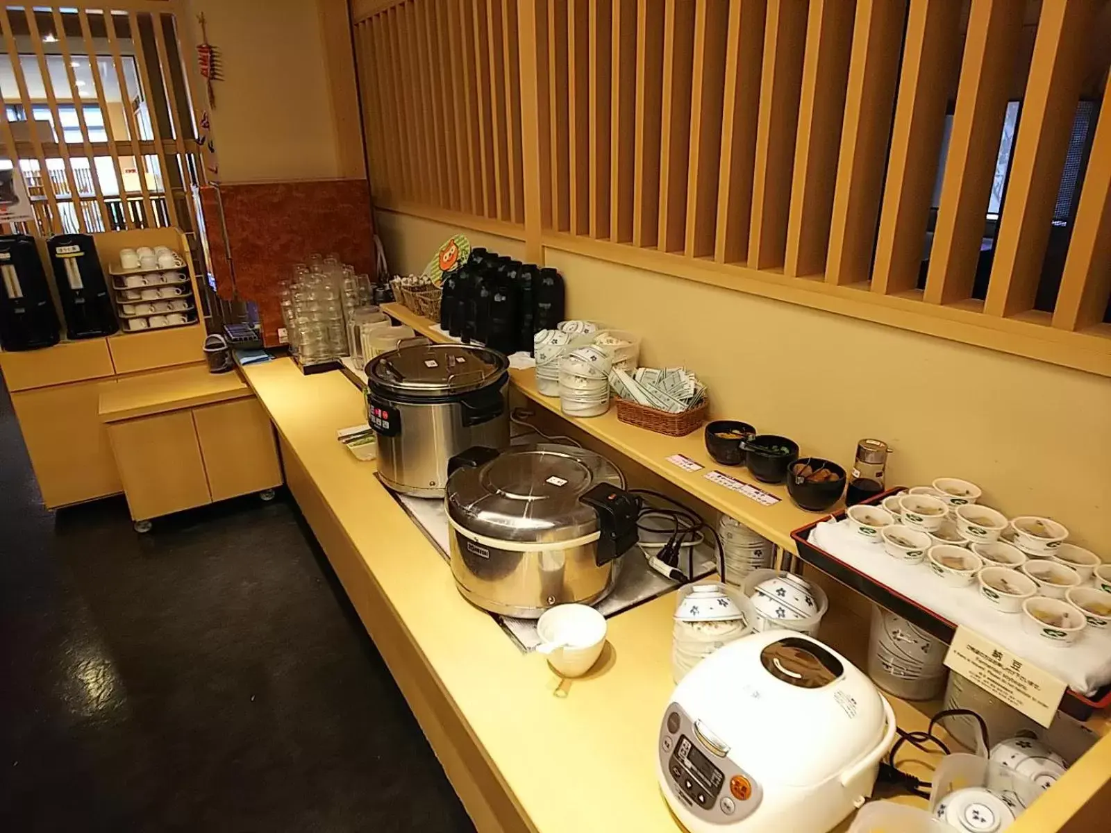 Buffet breakfast, Kitchen/Kitchenette in Route Inn Grantia Himi Wakuranoyado