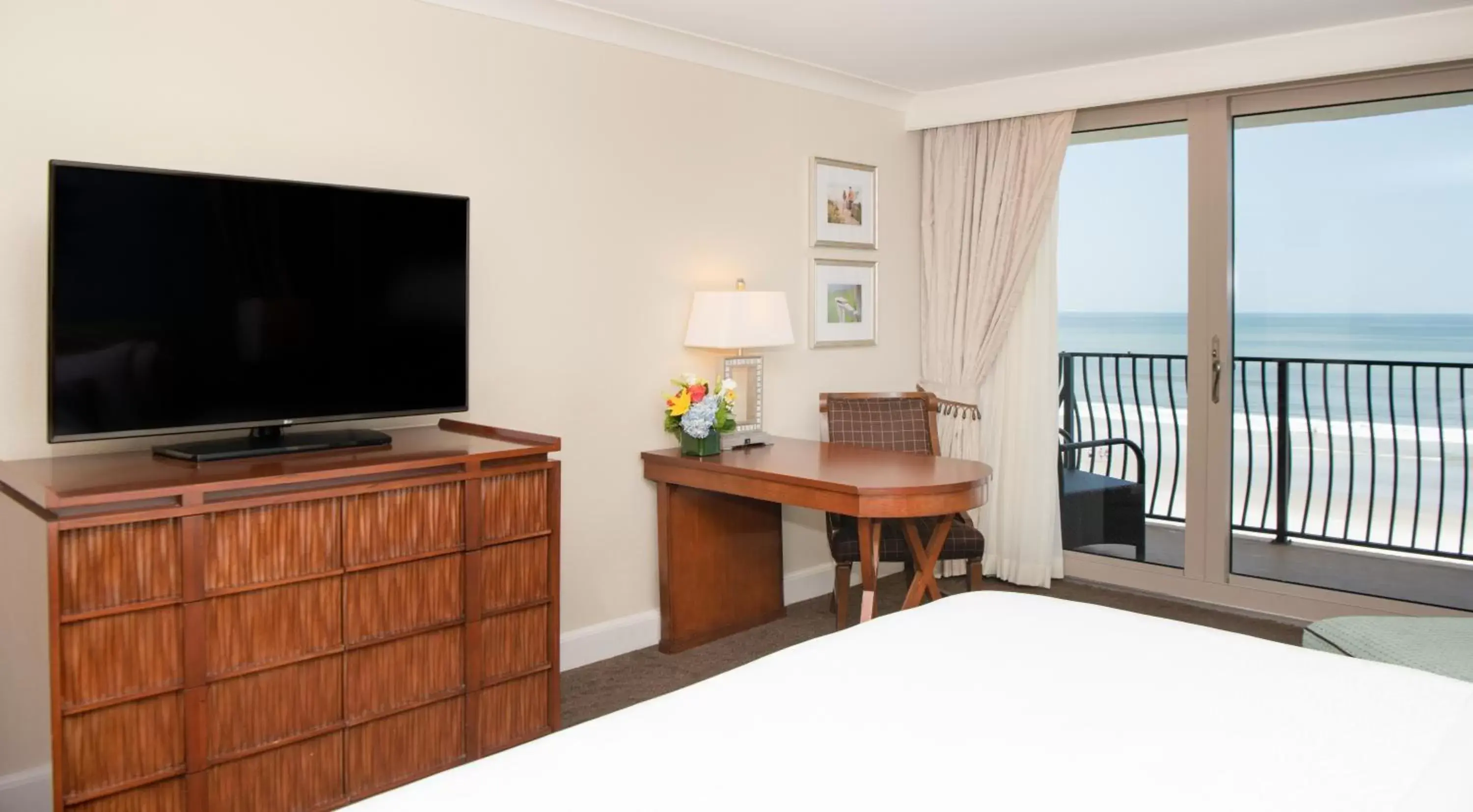 TV and multimedia, TV/Entertainment Center in One Ocean Resort and Spa