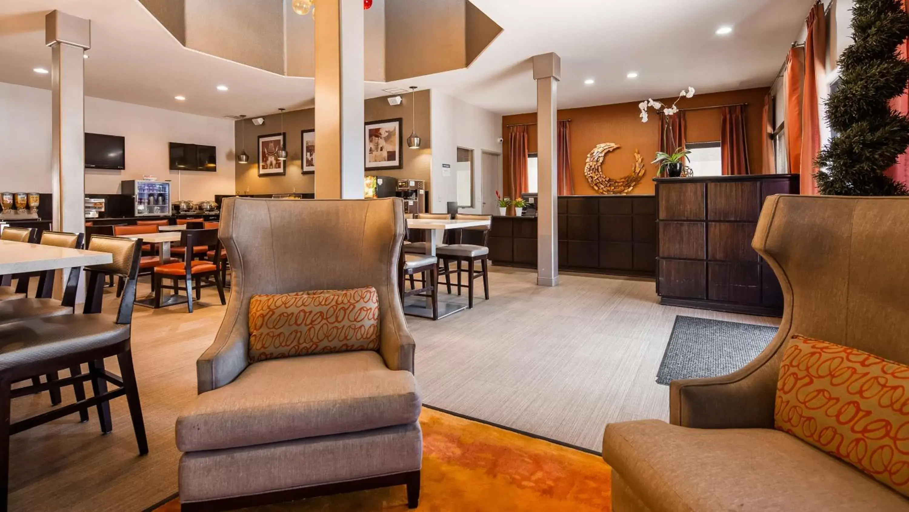 Lobby or reception, Lobby/Reception in Best Western Royal Palace Inn & Suites