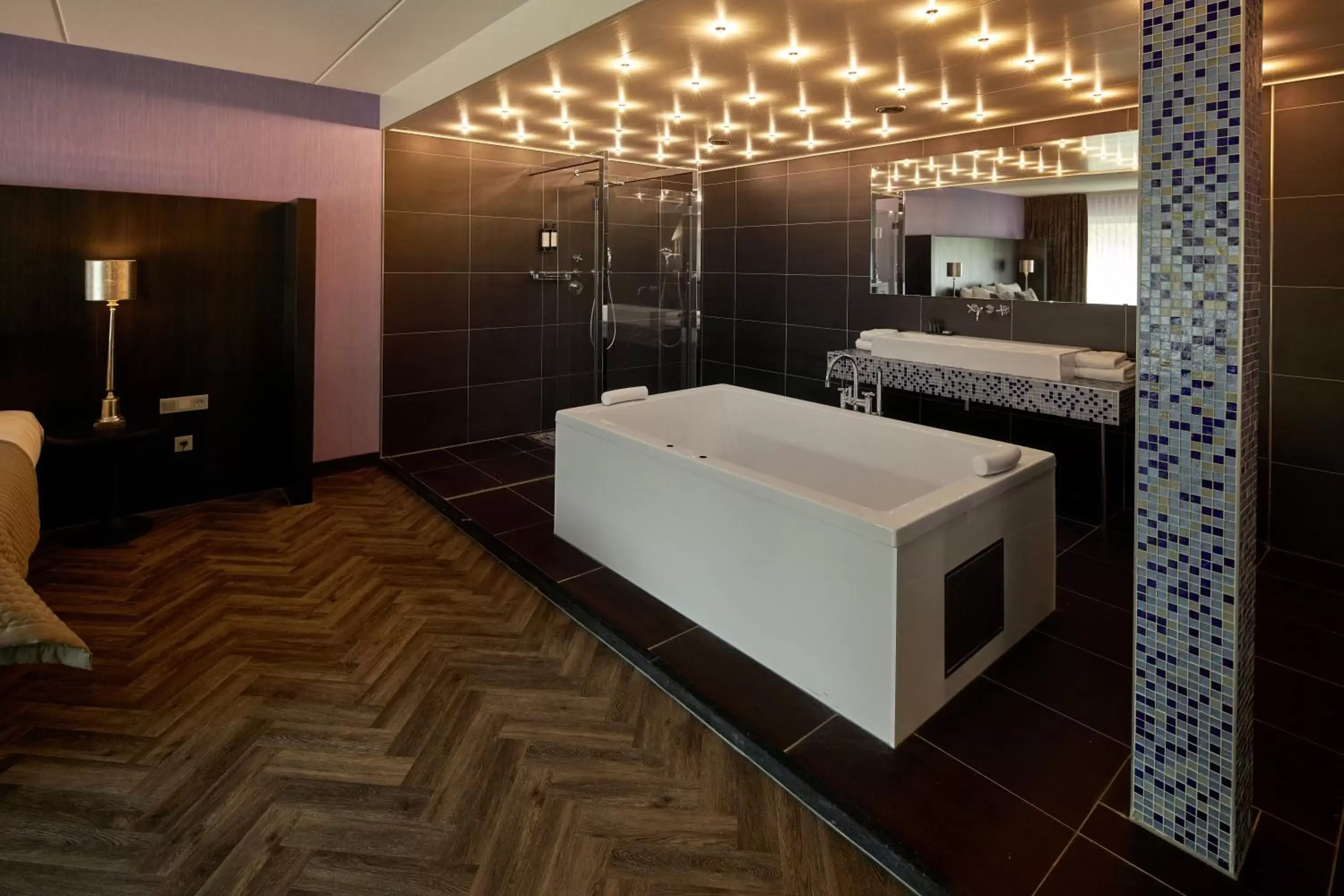 Bathroom in Van der Valk Hotel Arnhem