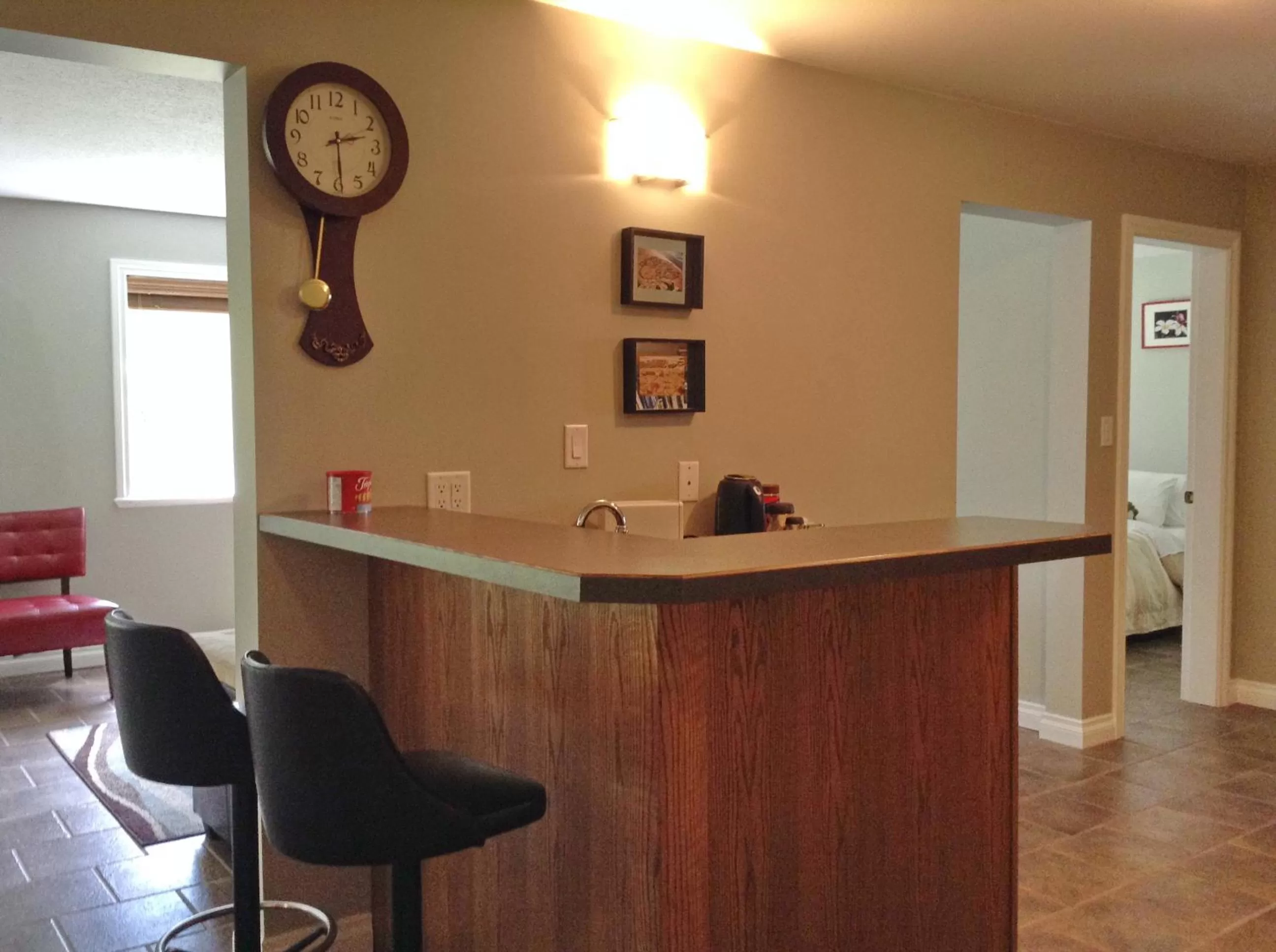 Lounge or bar, Lobby/Reception in Hope Springs Eternal Bed and Breakfast