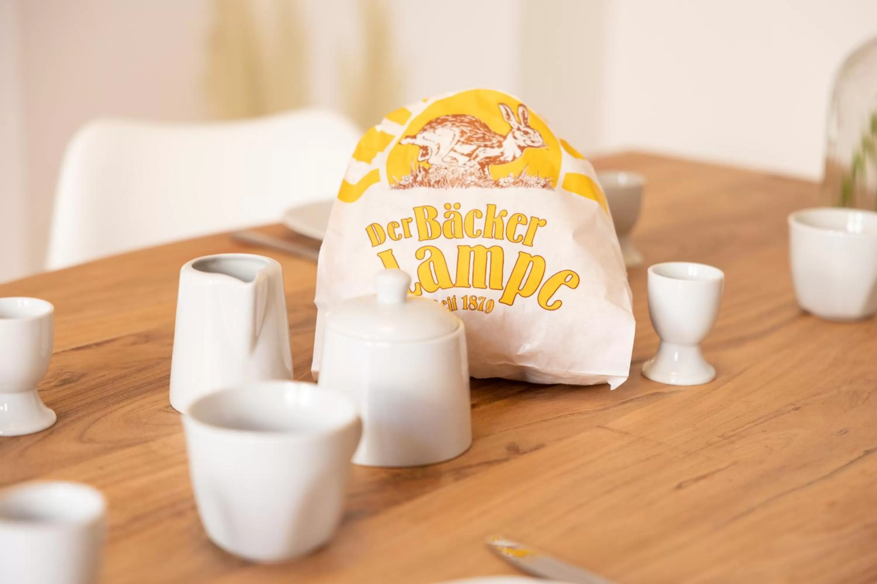 Dining area in Apartments an der Oper - Innenstadt - Zentral - Küche - Wifi - Powered by Ko-Living