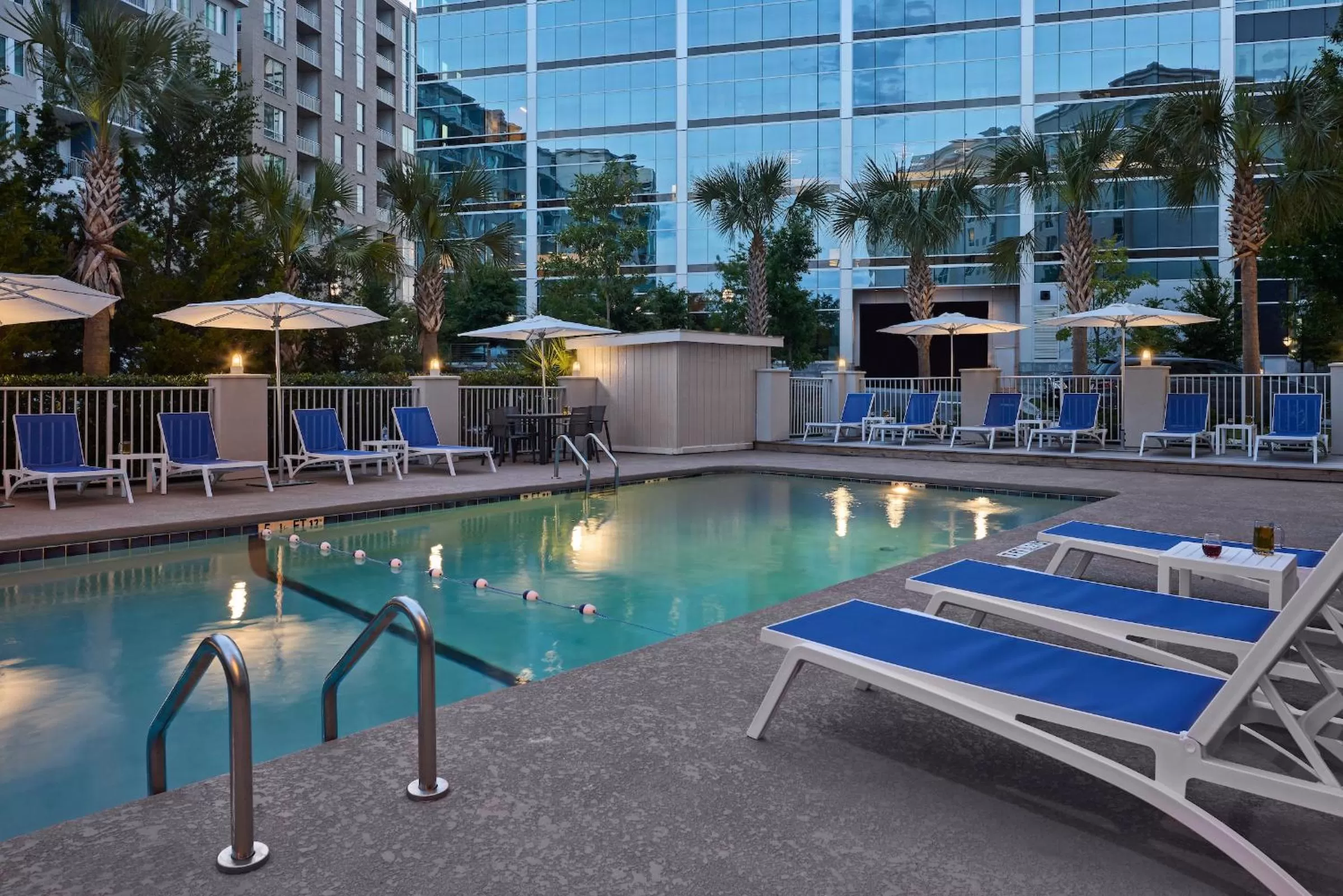 Pool view in Holiday Inn Express & Suites Charleston DWTN -Westedge by IHG