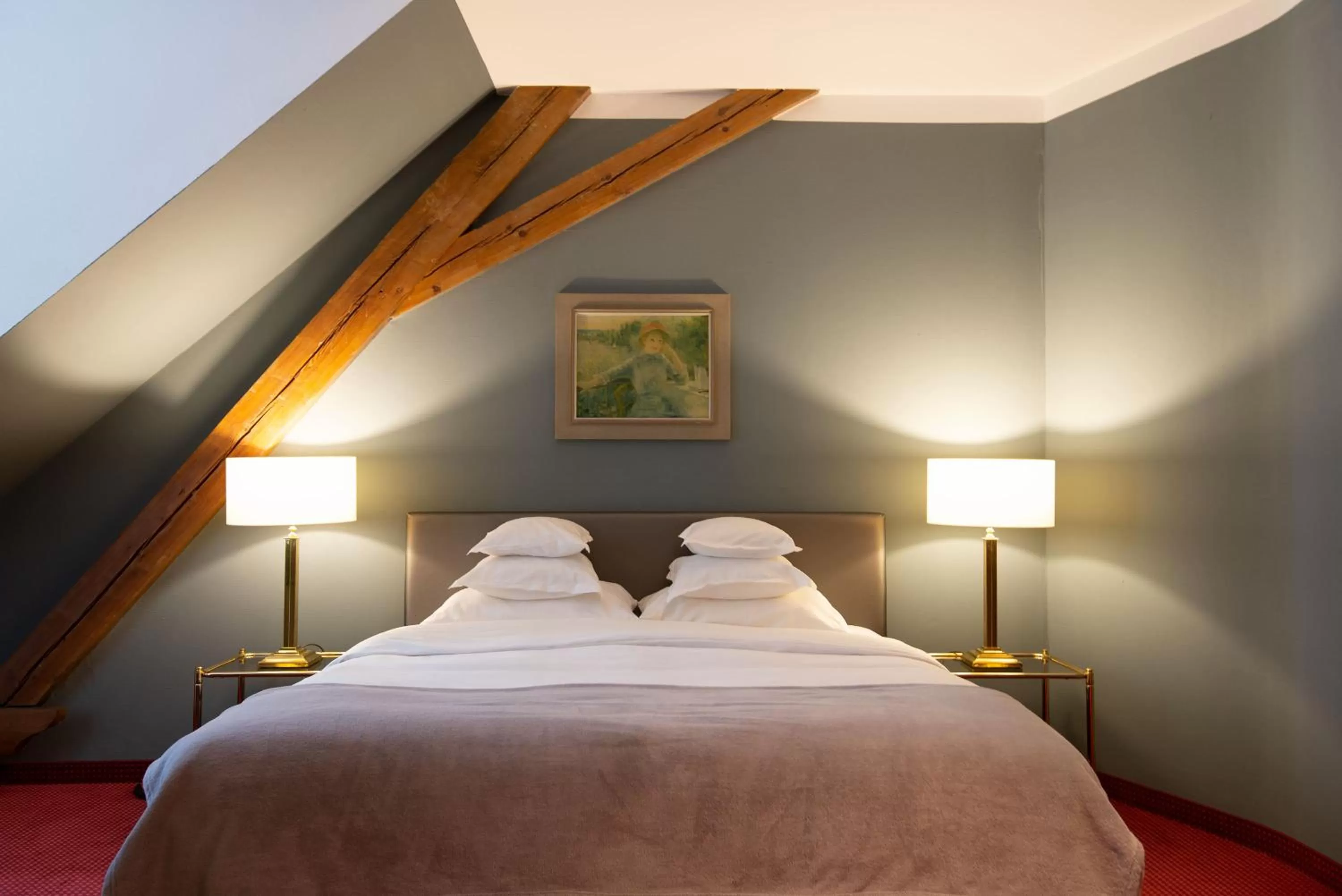 Photo of the whole room, Bed in Hotel Bamberger Hof Bellevue