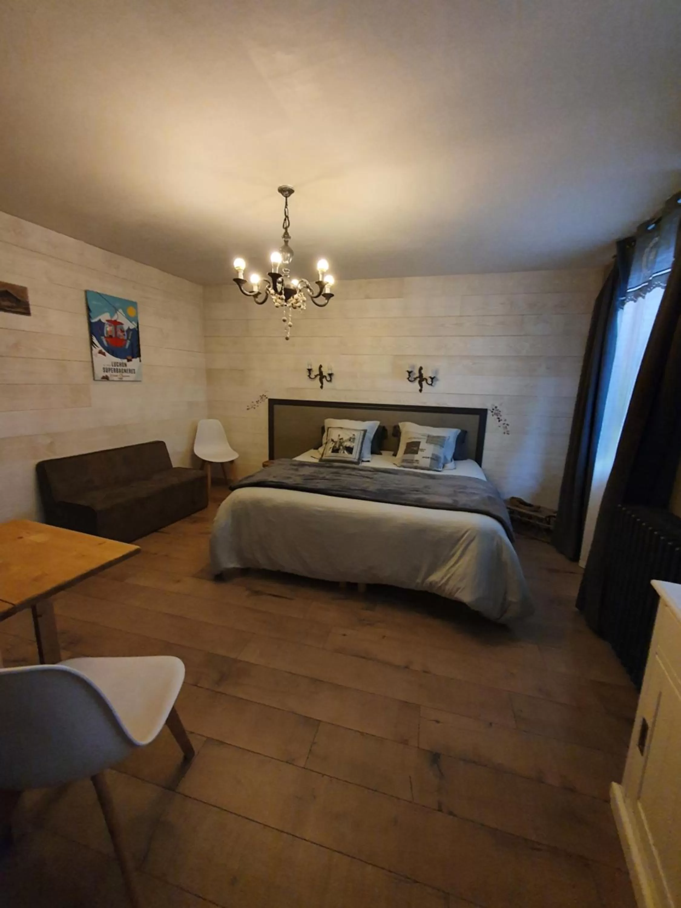 Bed in Le Patio de Luchon