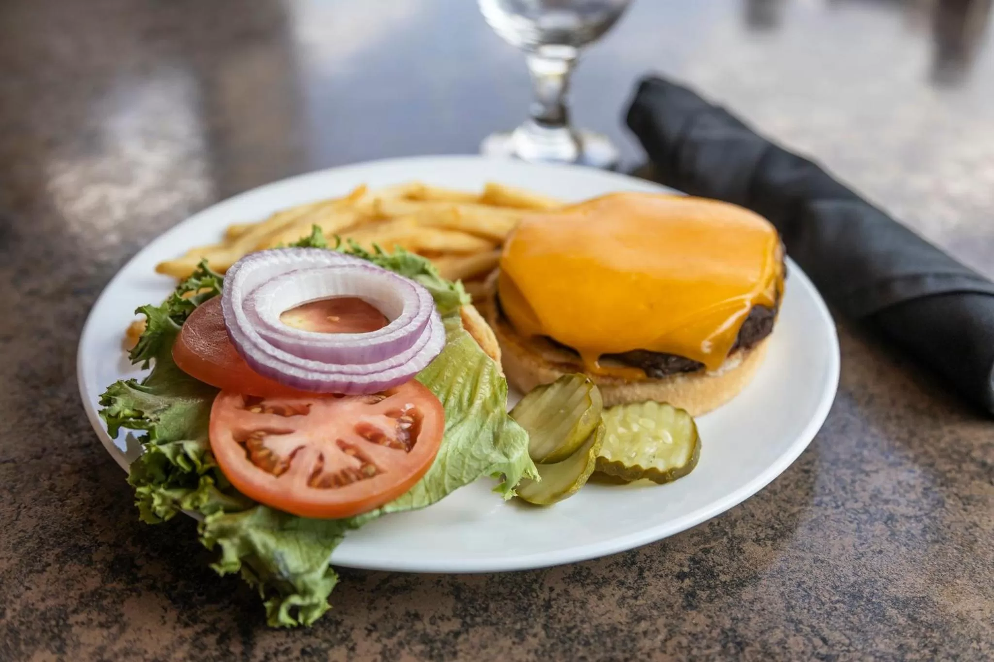 Restaurant/places to eat in Holiday Inn Detroit Lakes by IHG