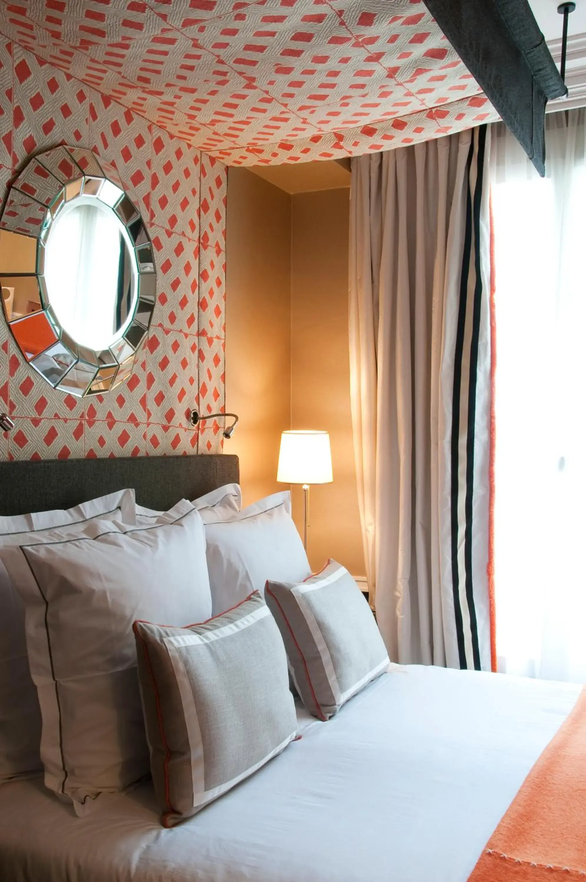Bed in Hôtel Recamier