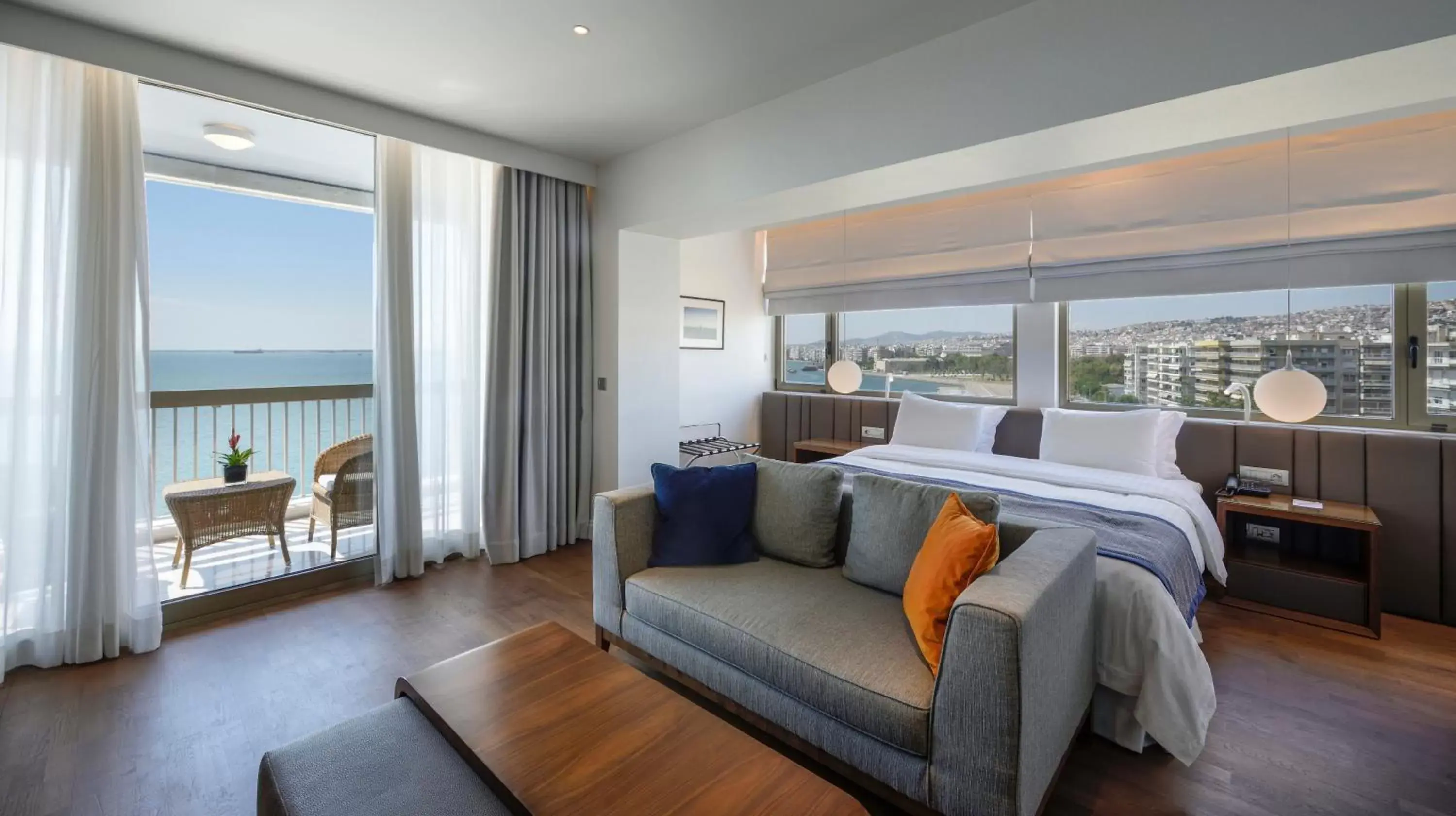 Bedroom, Seating Area in Makedonia Palace