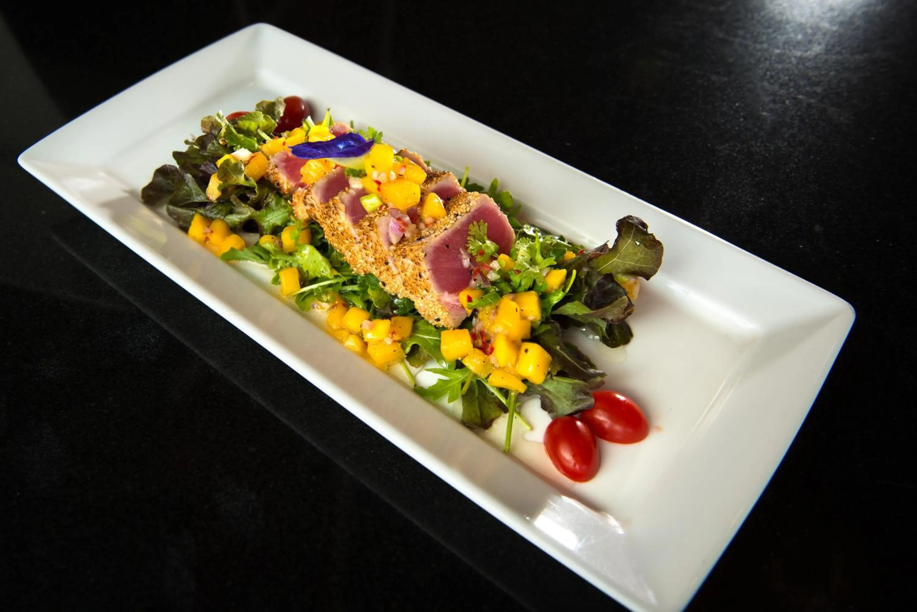 Food and drinks in Baan Yin Dee Boutique Resort Phuket - SHA Plus