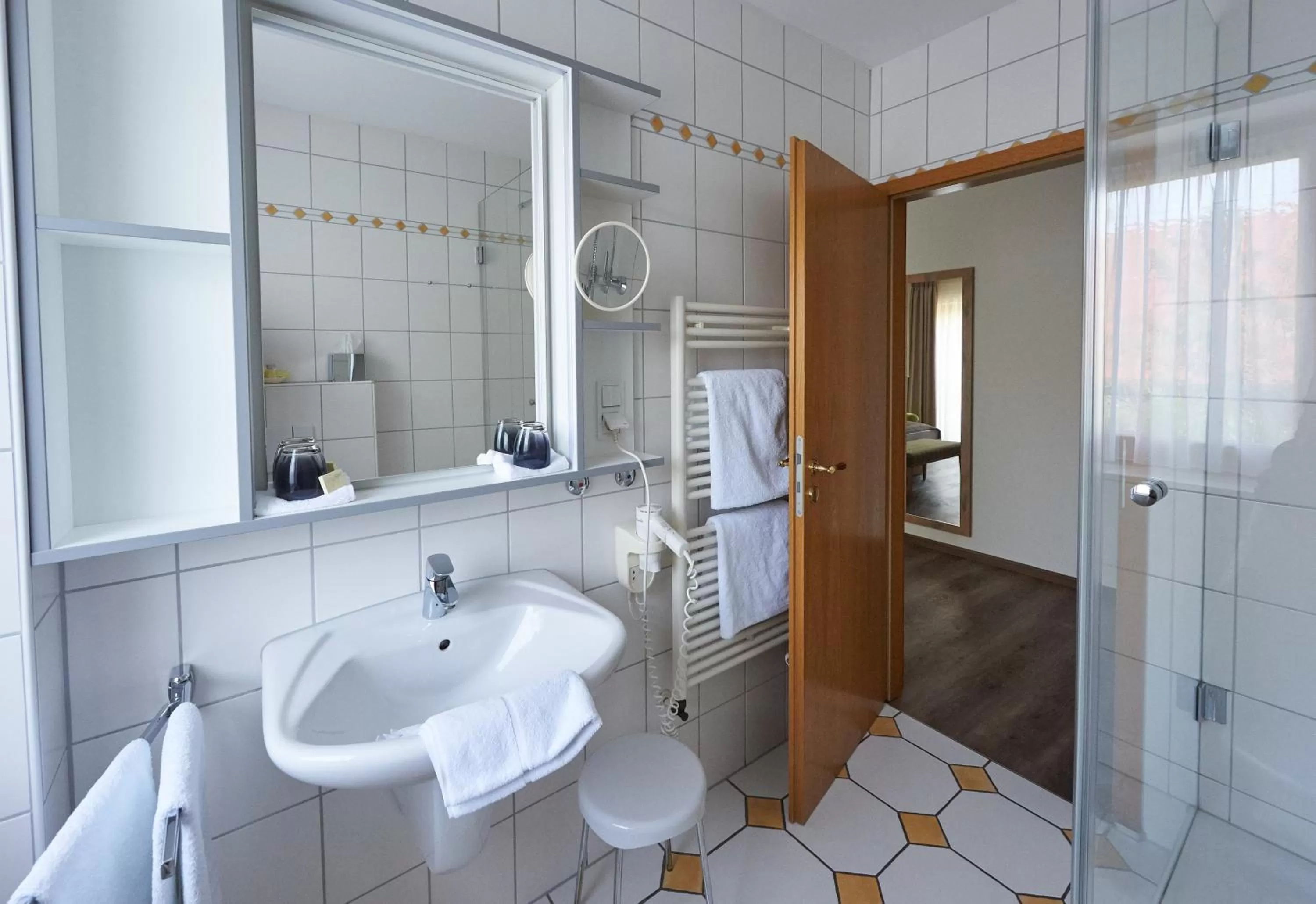 Bathroom in Fetzers Landhotel