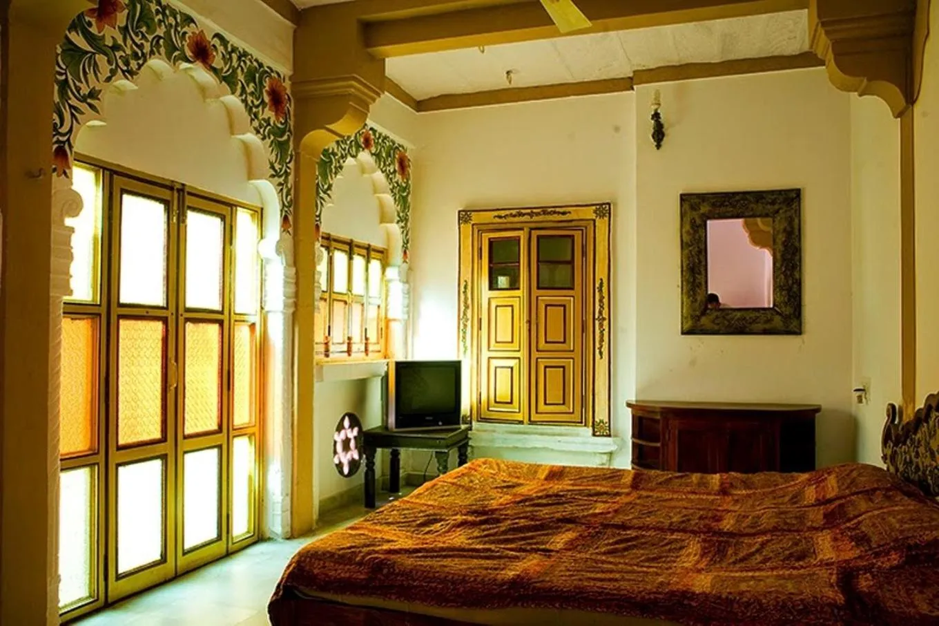 Bedroom, Bed in Krishna Prakash Heritage Haveli