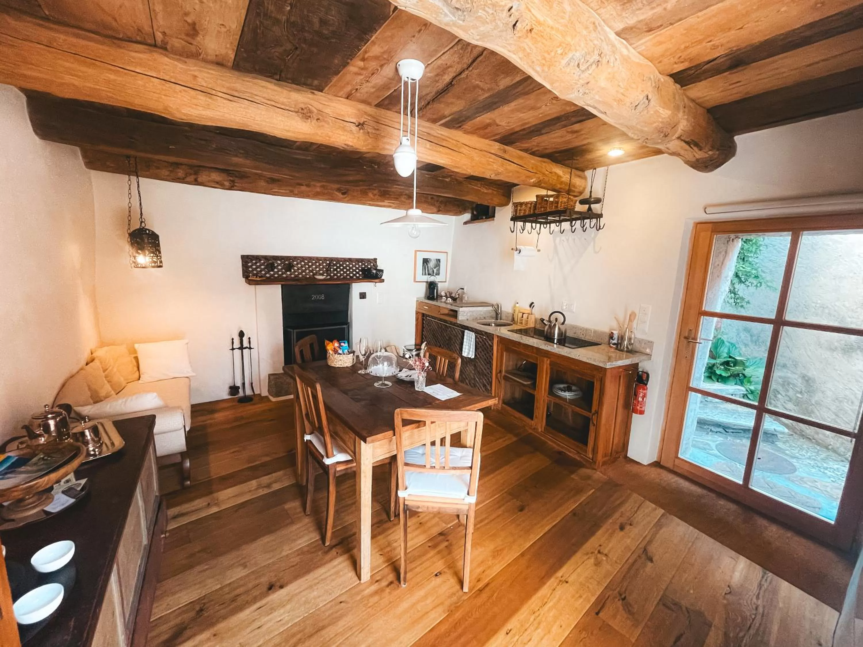 Kitchen or kitchenette, Dining Area in Case di Sotto, House & Breakfast