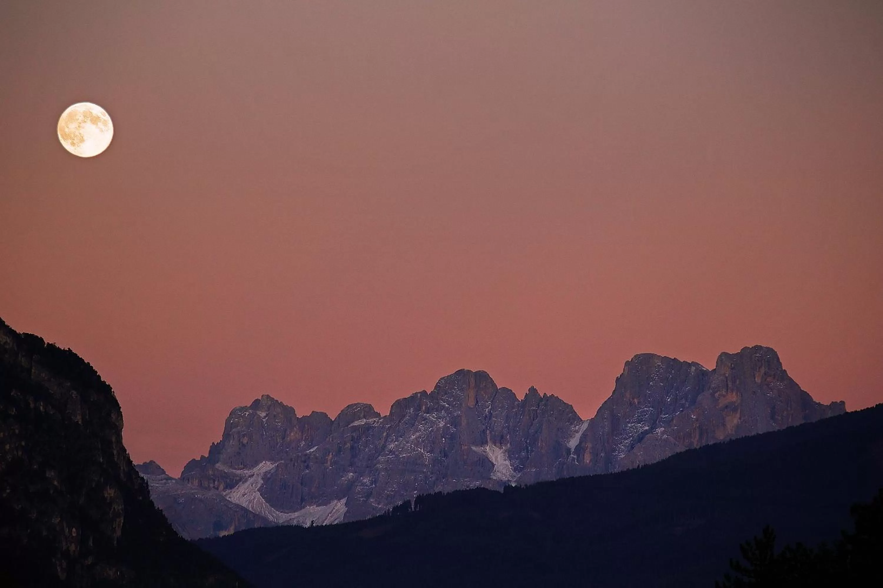 Mountain view in Leading Relax Hotel Maria