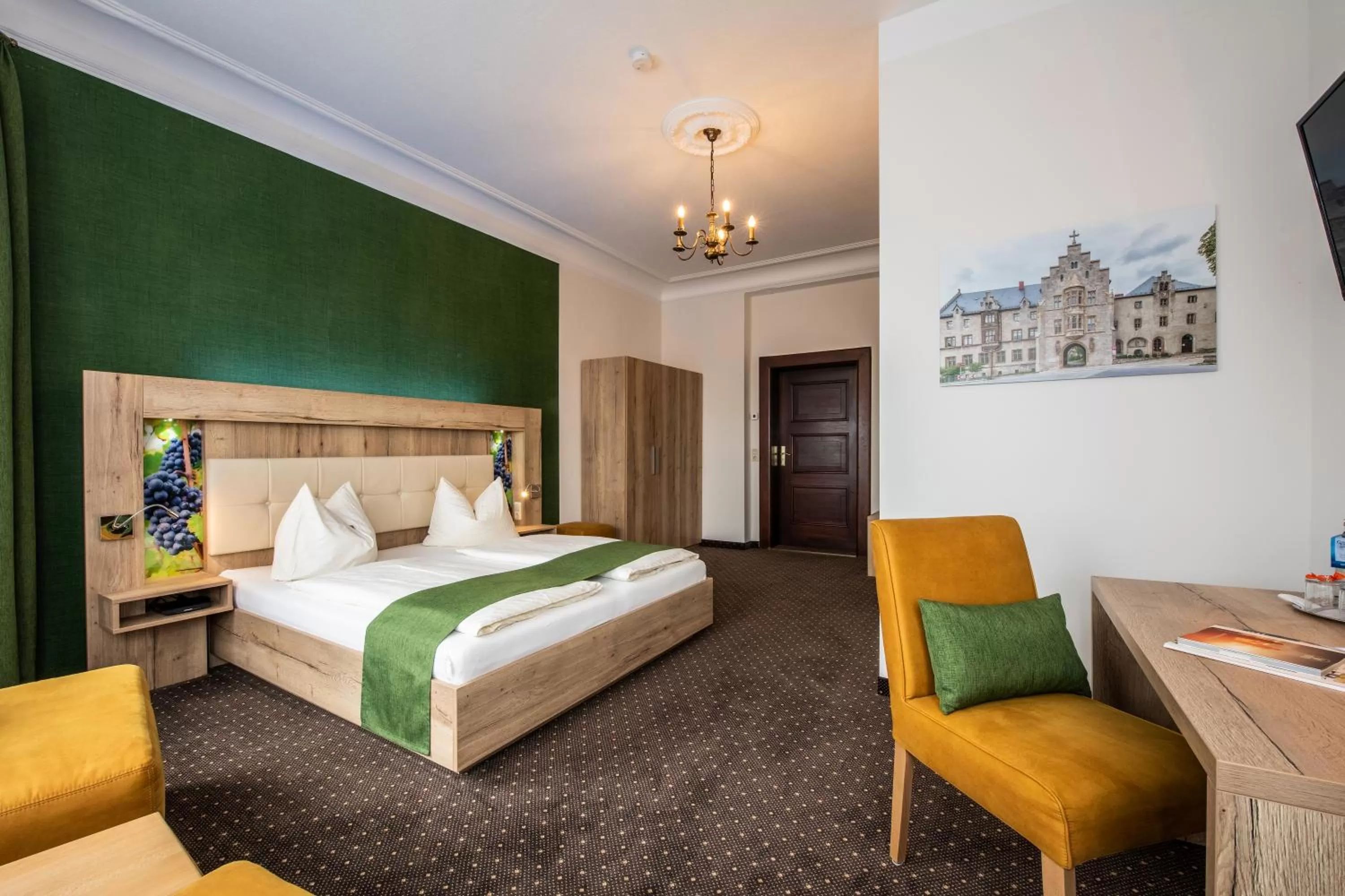 Bed in Flair Hotel Villa Ilske