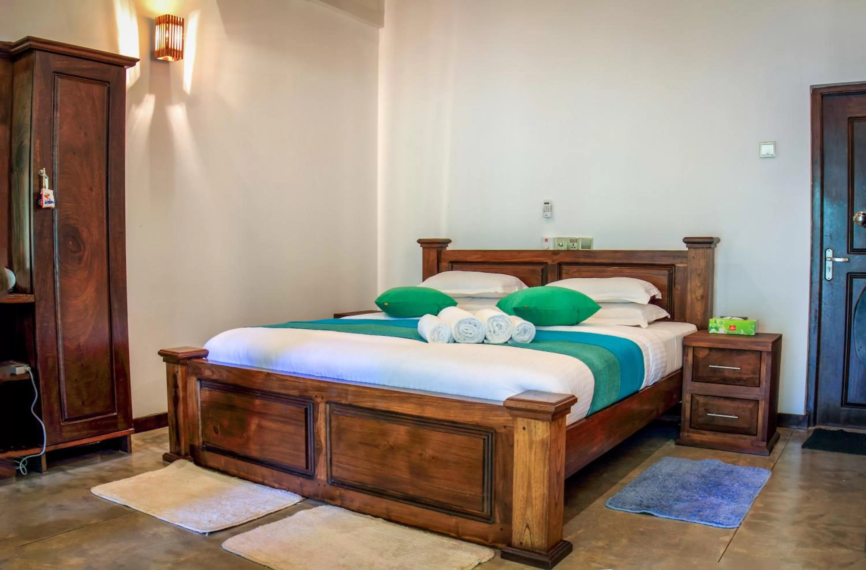 Bedroom, Bed in The Green Edge