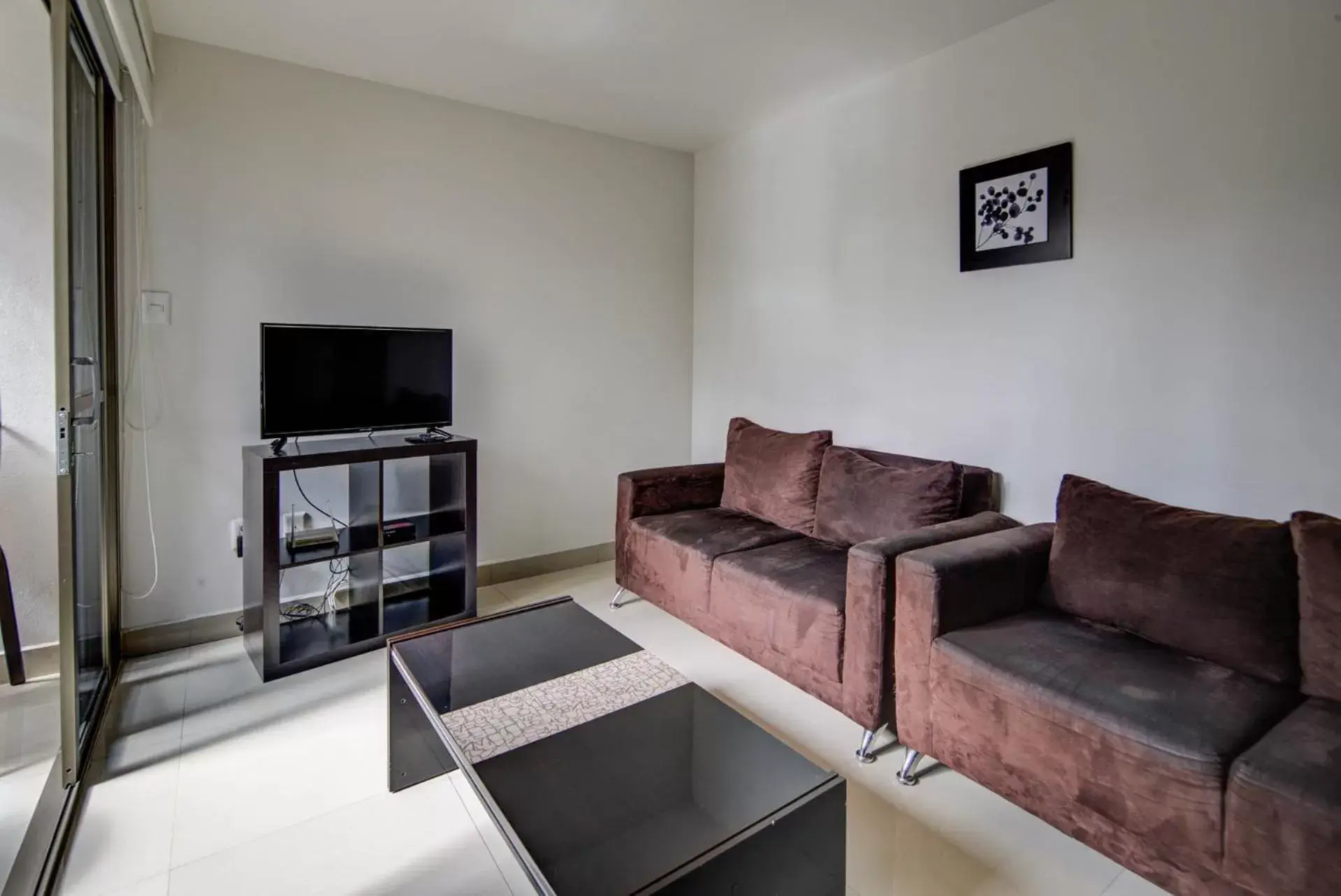 Communal lounge/ TV room, Seating Area in Alfredo de Musset 354
