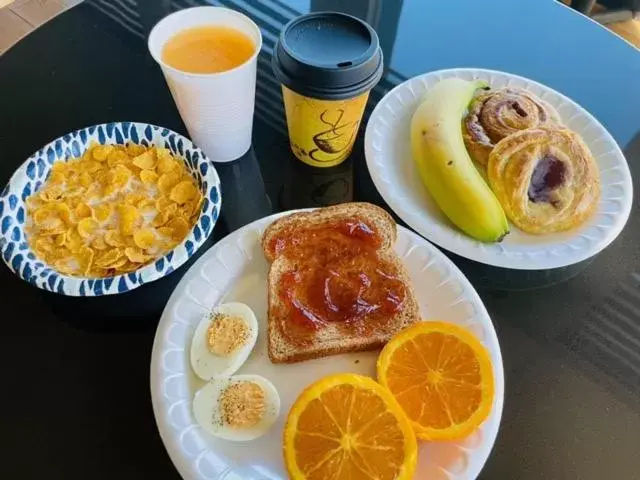 Continental breakfast in Days Inn by Wyndham San Diego-East/El Cajon