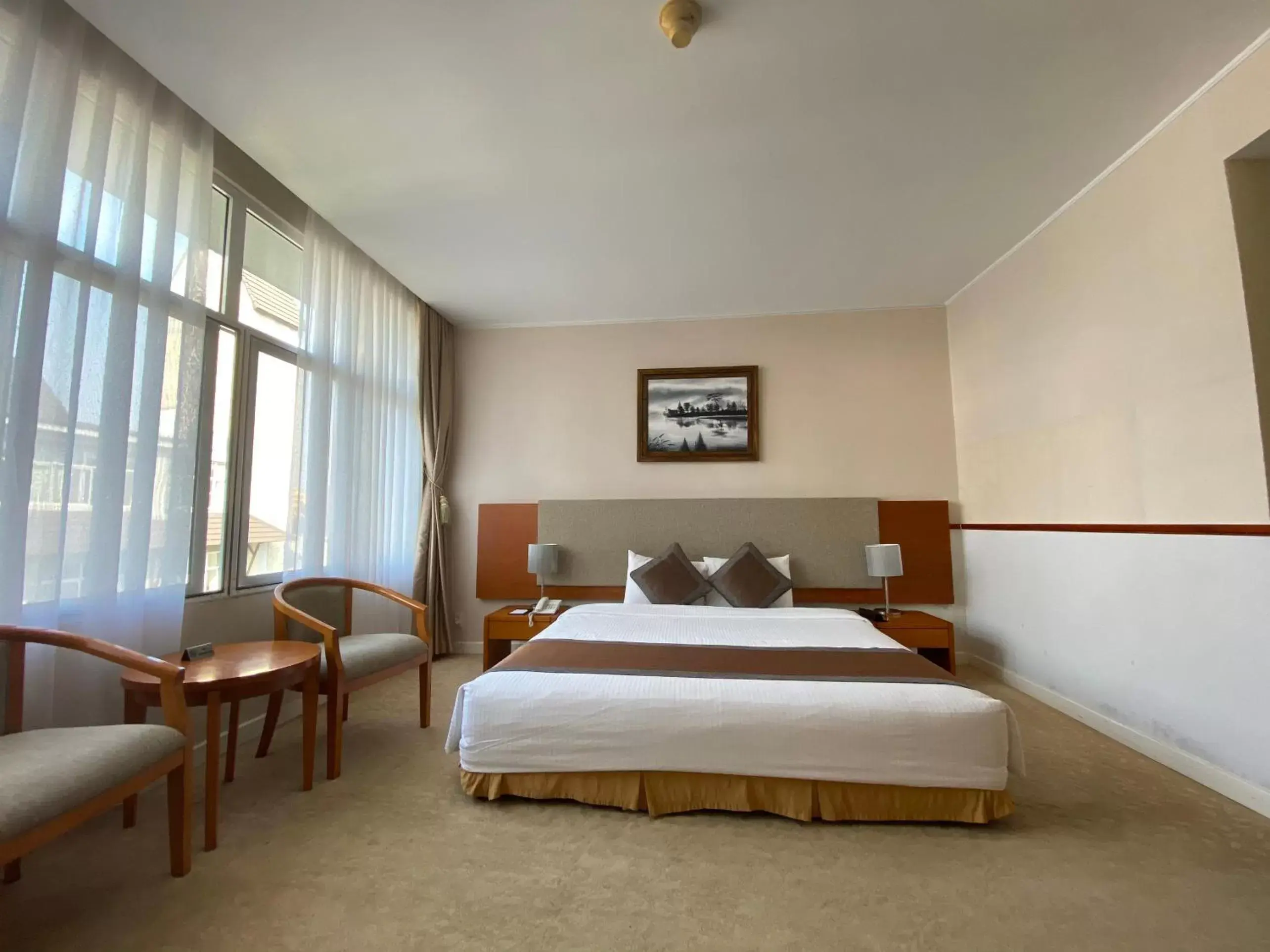 Bed in Muong Thanh Holiday Da Lat Hotel