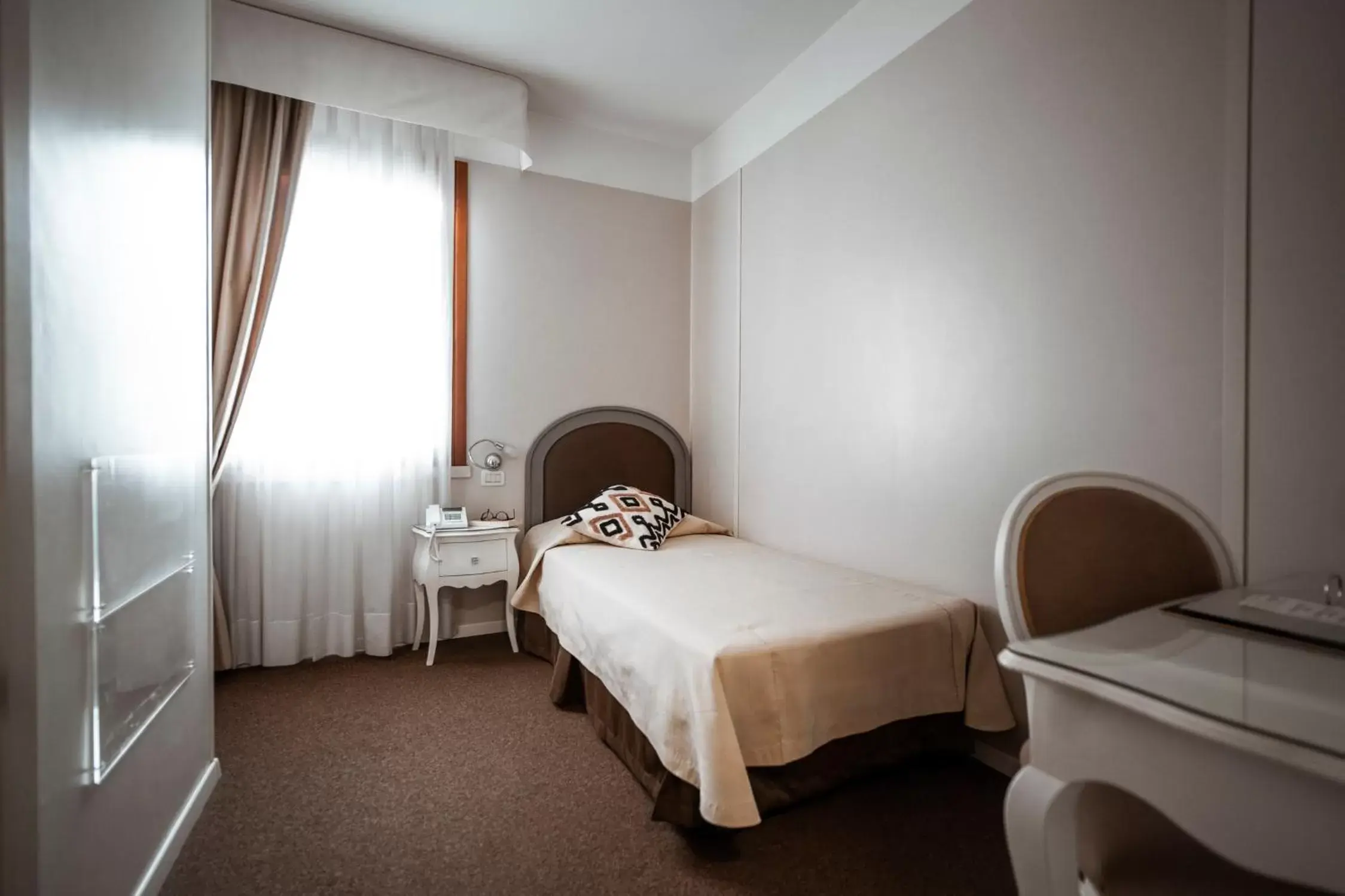 Photo of the whole room, Bed in Bonotto Hotel Belvedere