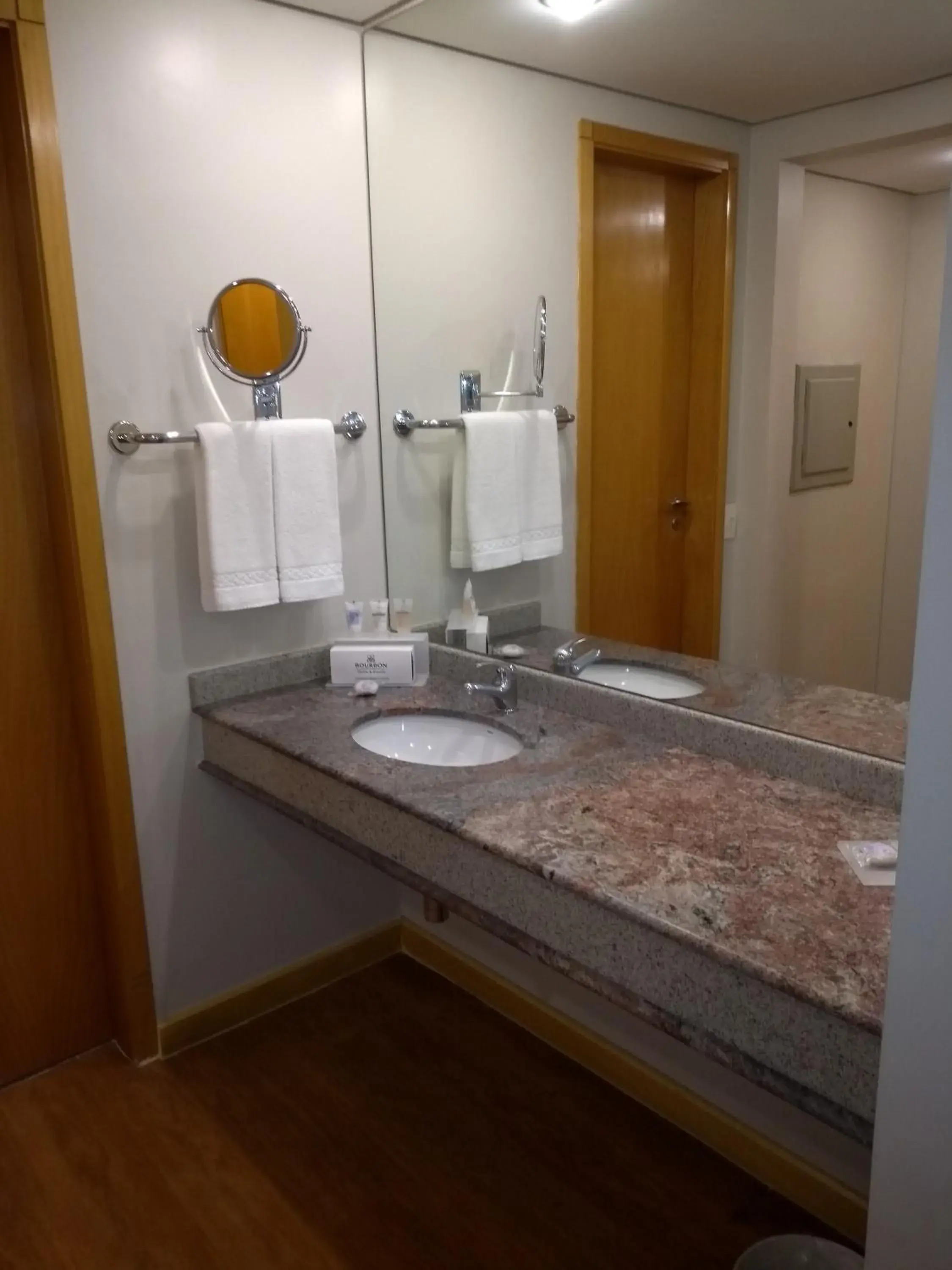 Bathroom in Sol Alphaville Hotel & Residence