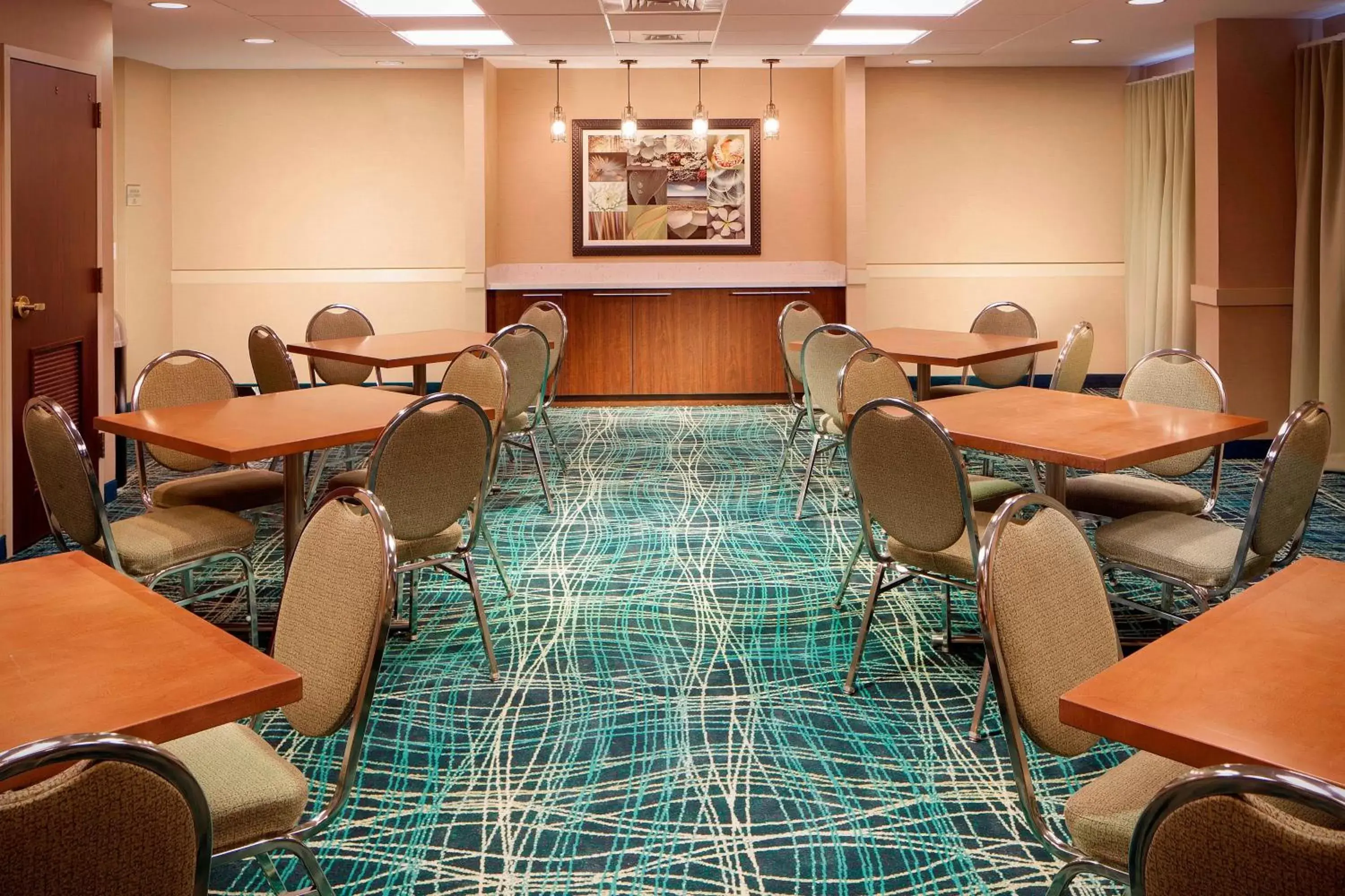Meeting/conference room in SpringHill Suites Boca Raton