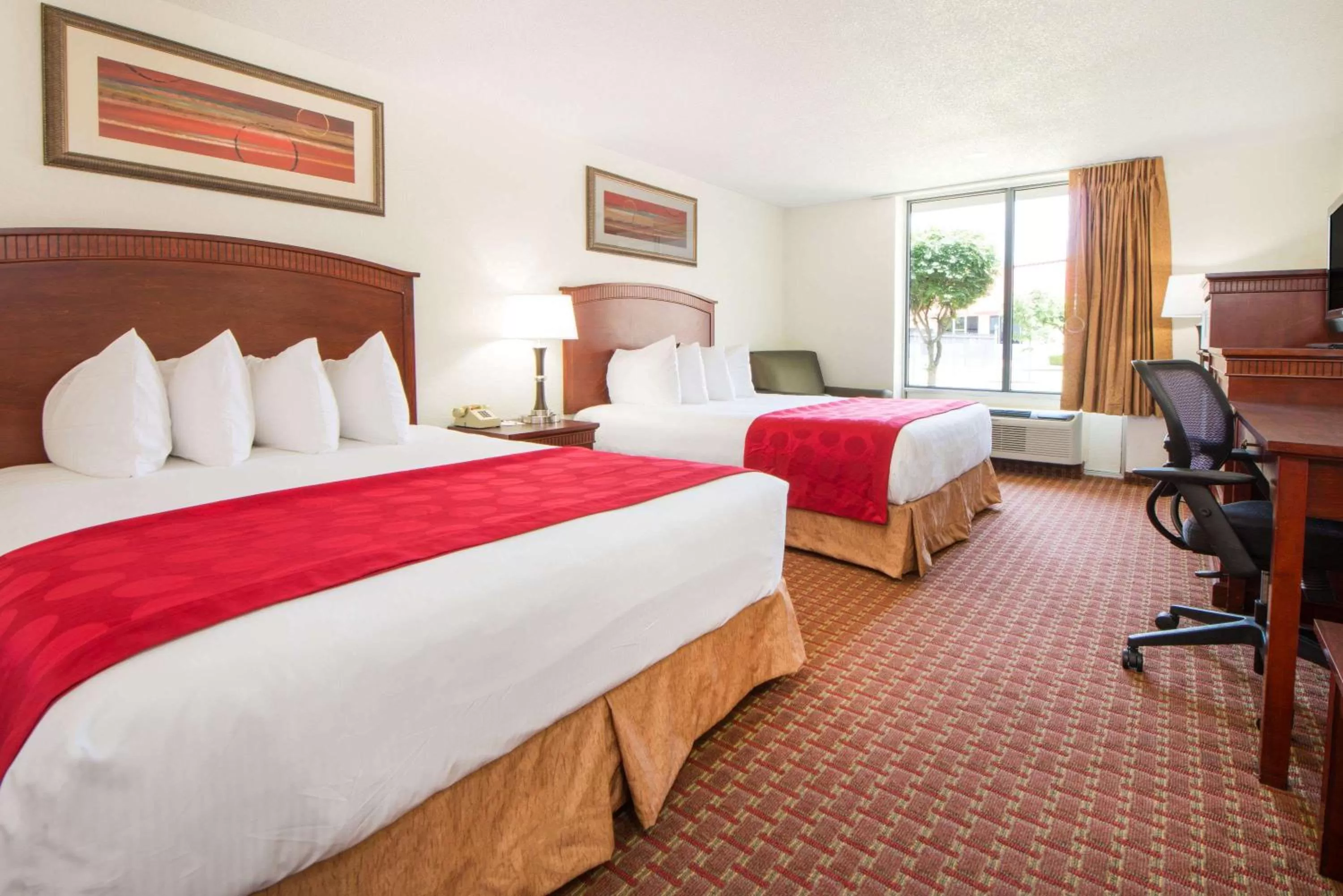 Photo of the whole room, Bed in Ramada by Wyndham Enid