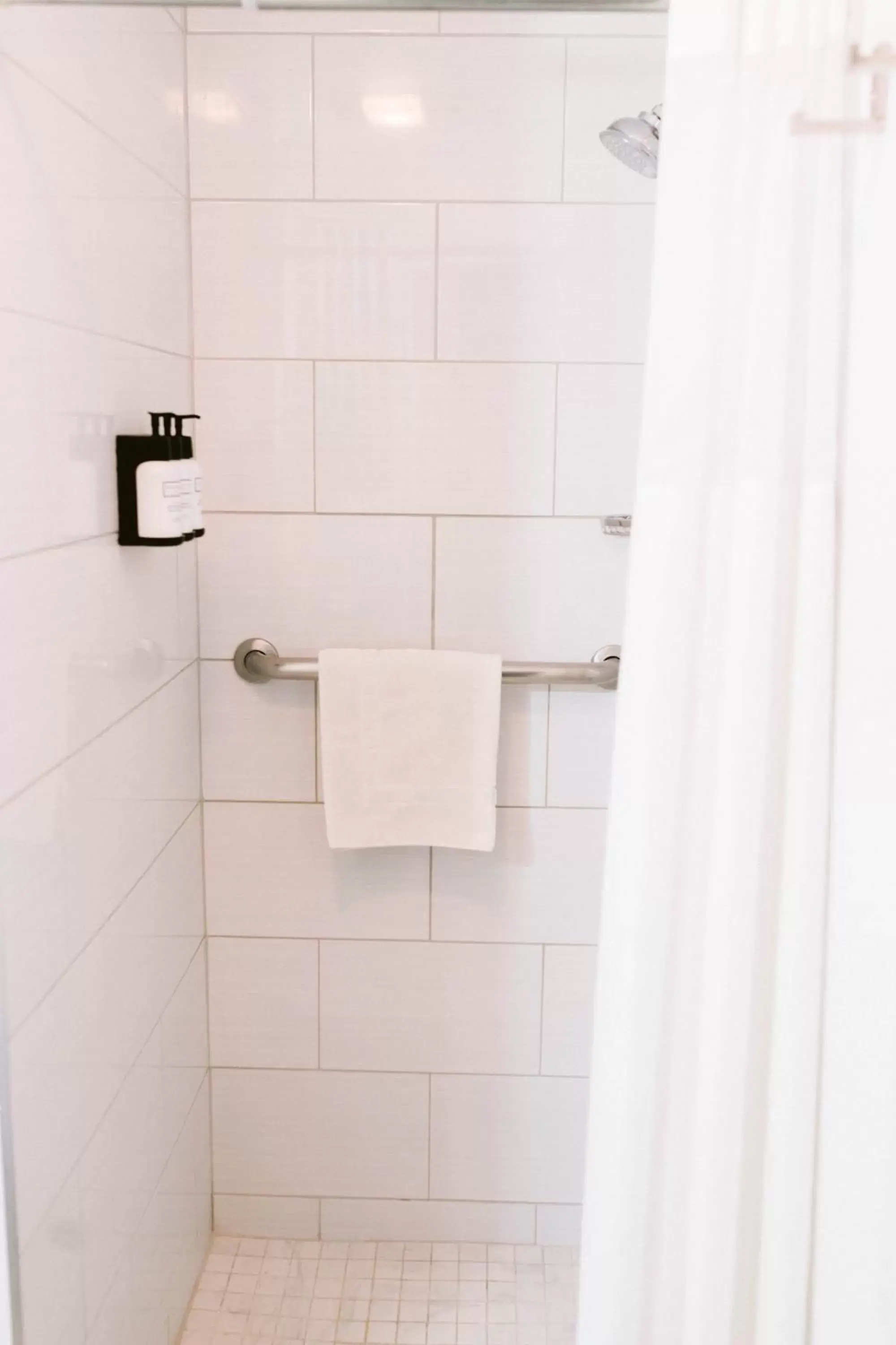 Bathroom in The Hamlet Inn