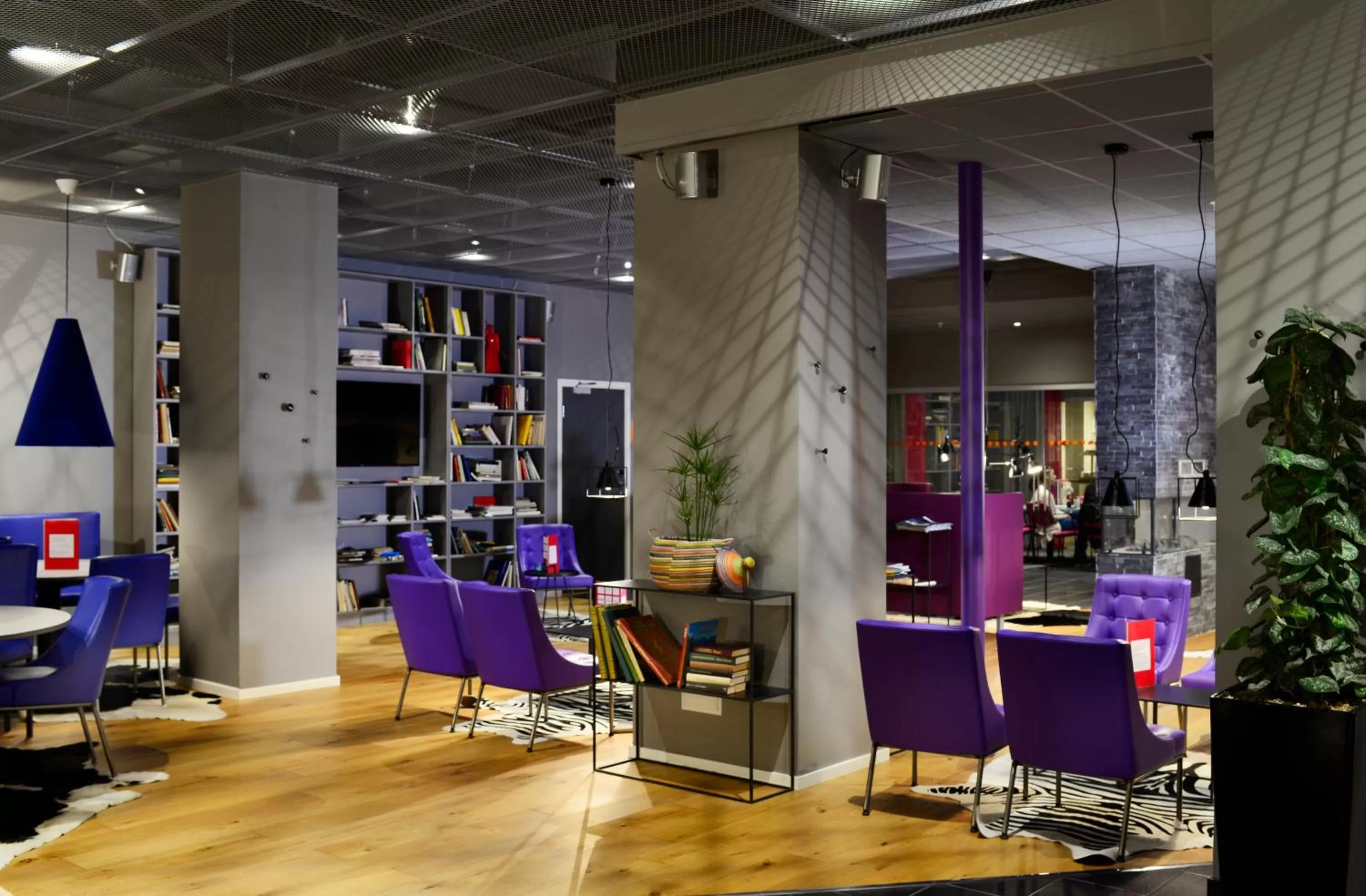 Communal lounge/ TV room in Connect Hotel City