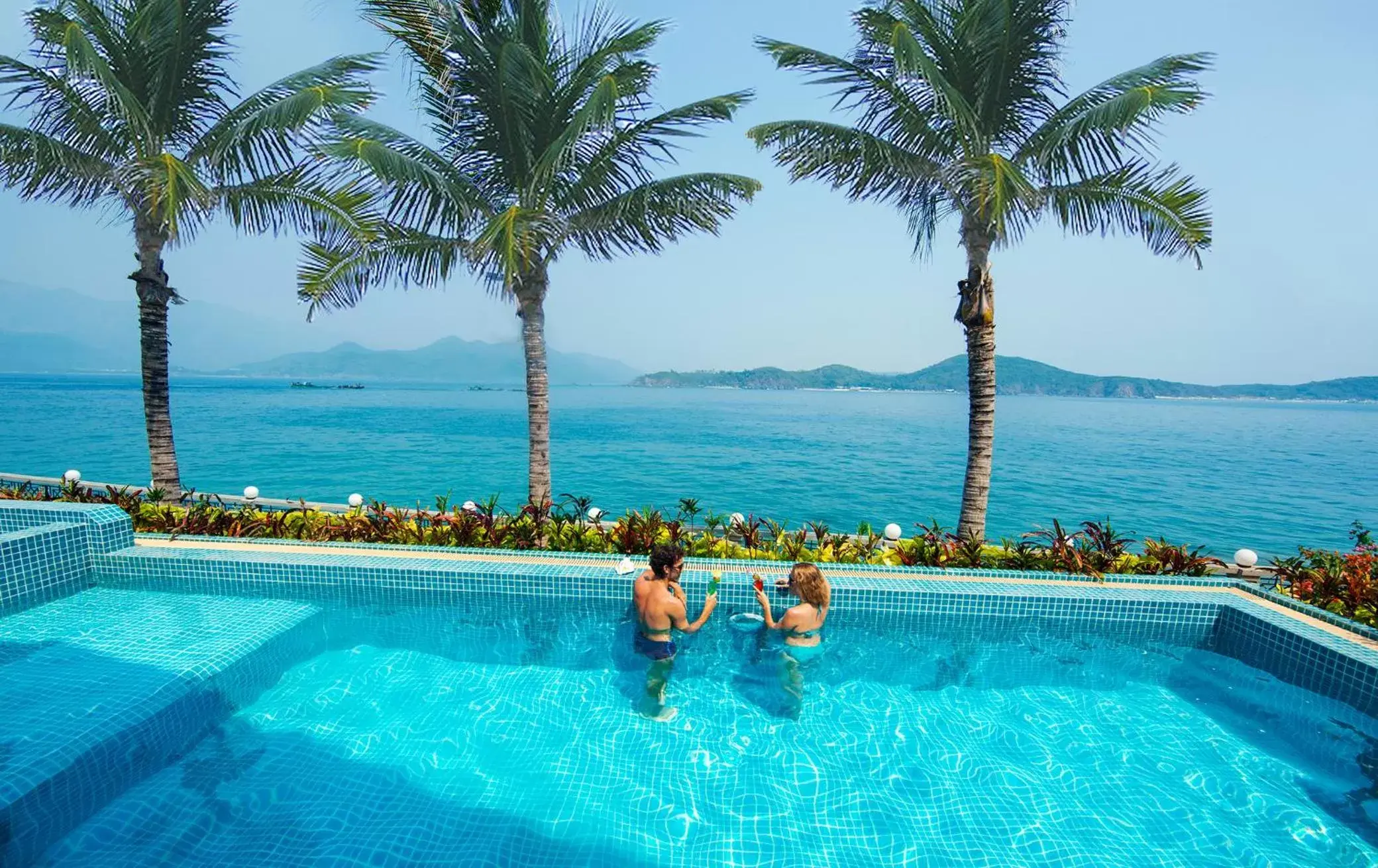 Swimming Pool in Hon Tam Resort