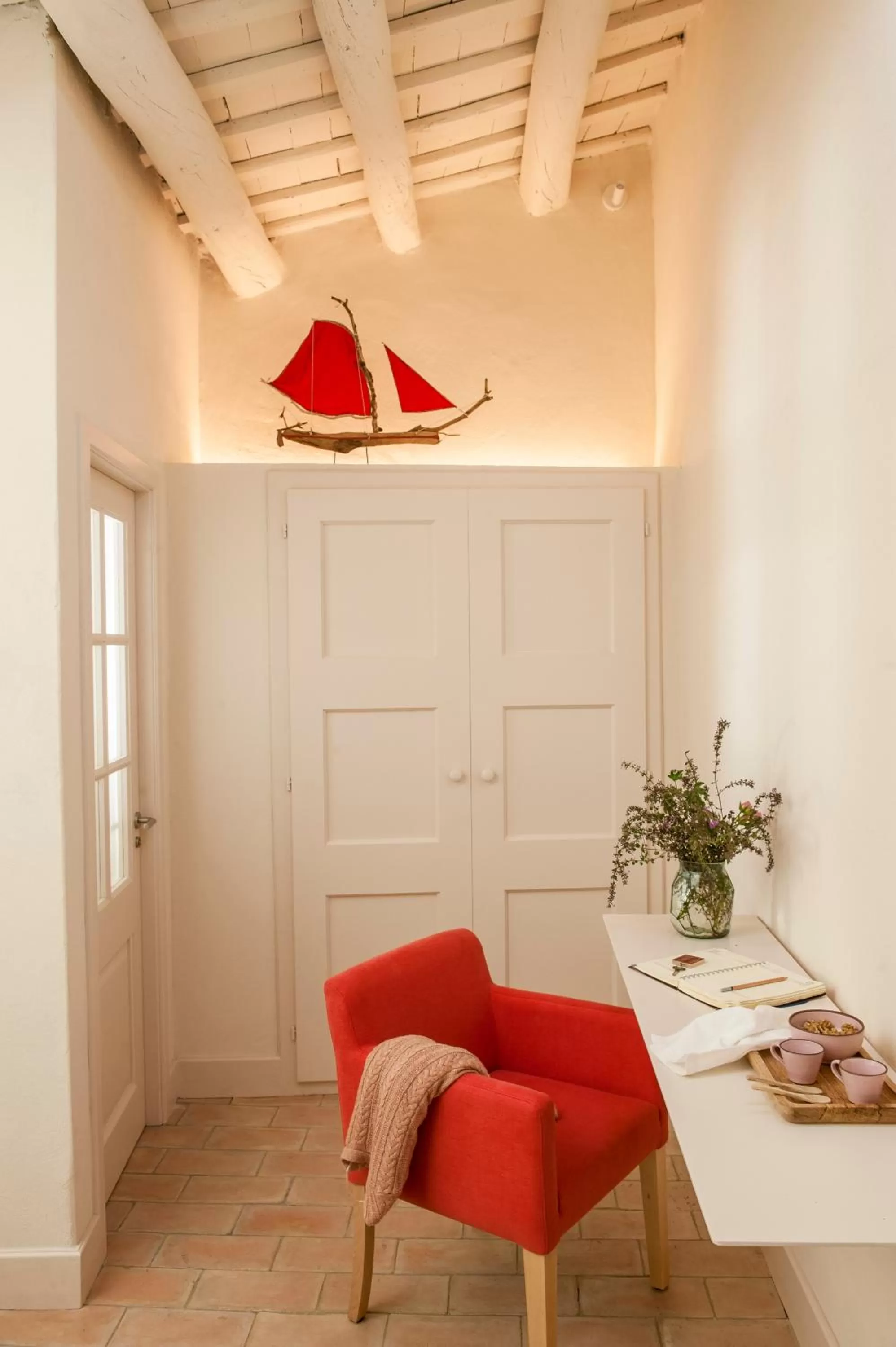 Seating area in Arkhé Hotel Boutique Pals