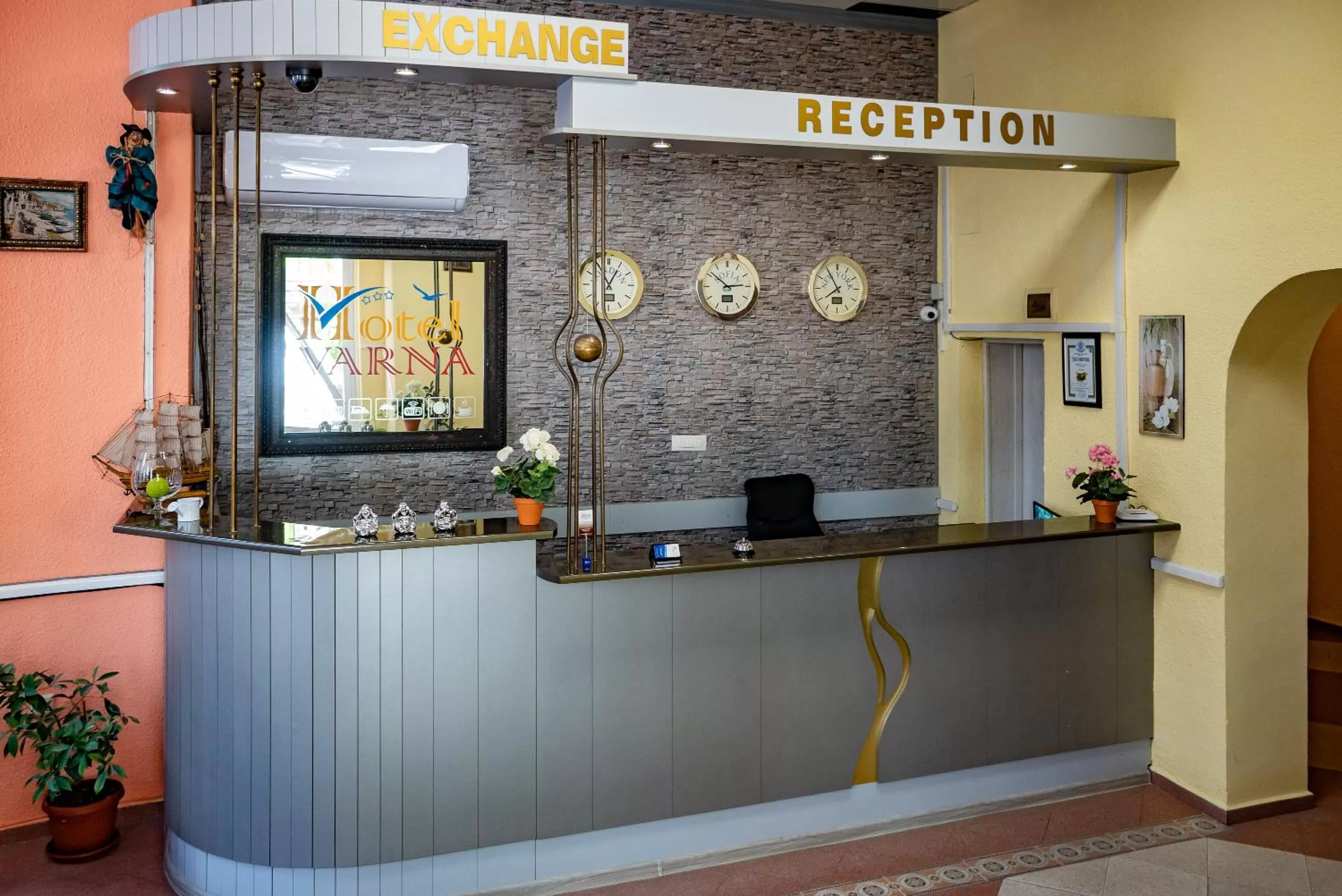 Property logo or sign in Family Hotel Varna