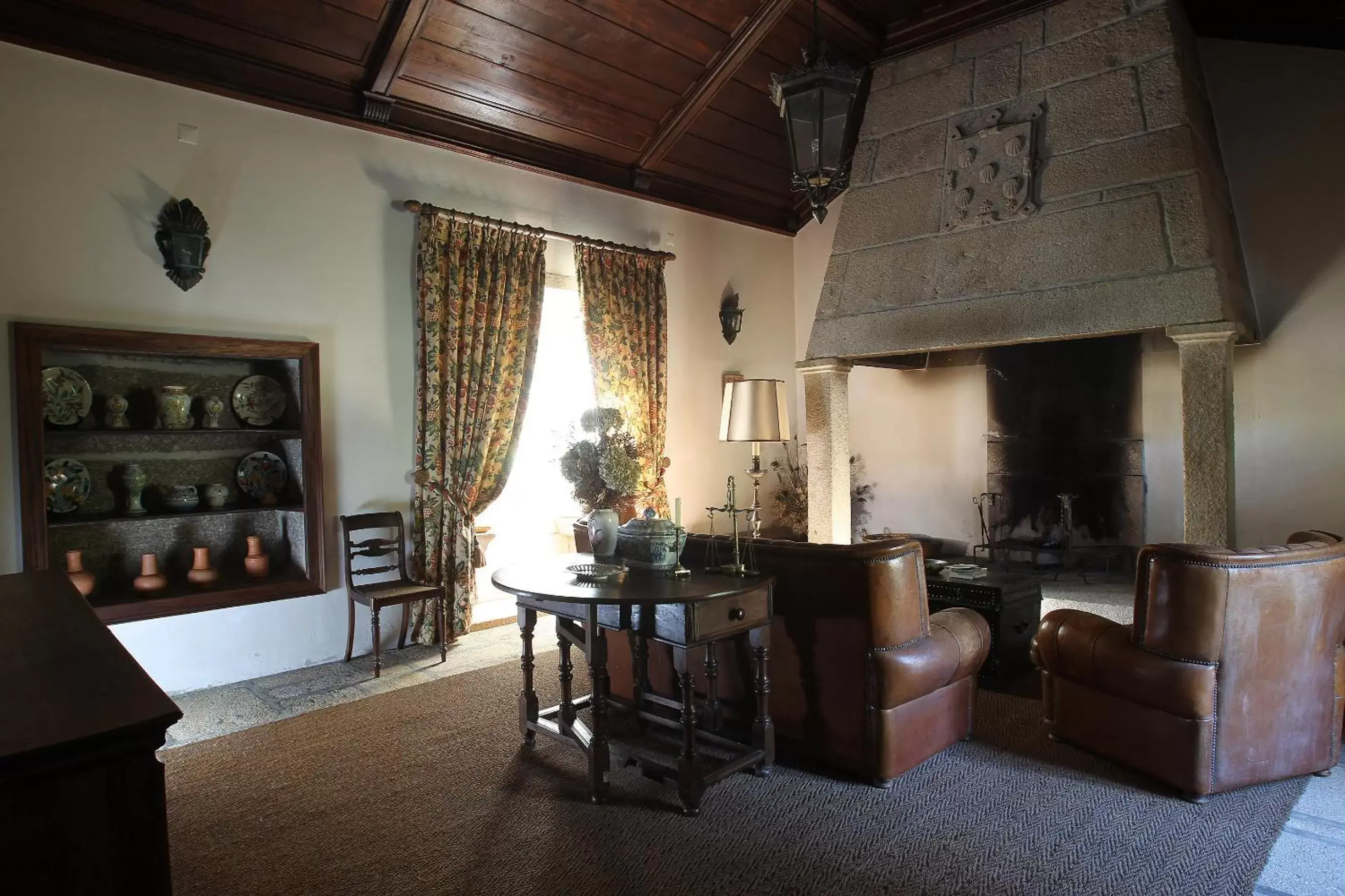 Communal lounge/ TV room, Seating Area in Paço de Calheiros - Turismo de Habitação