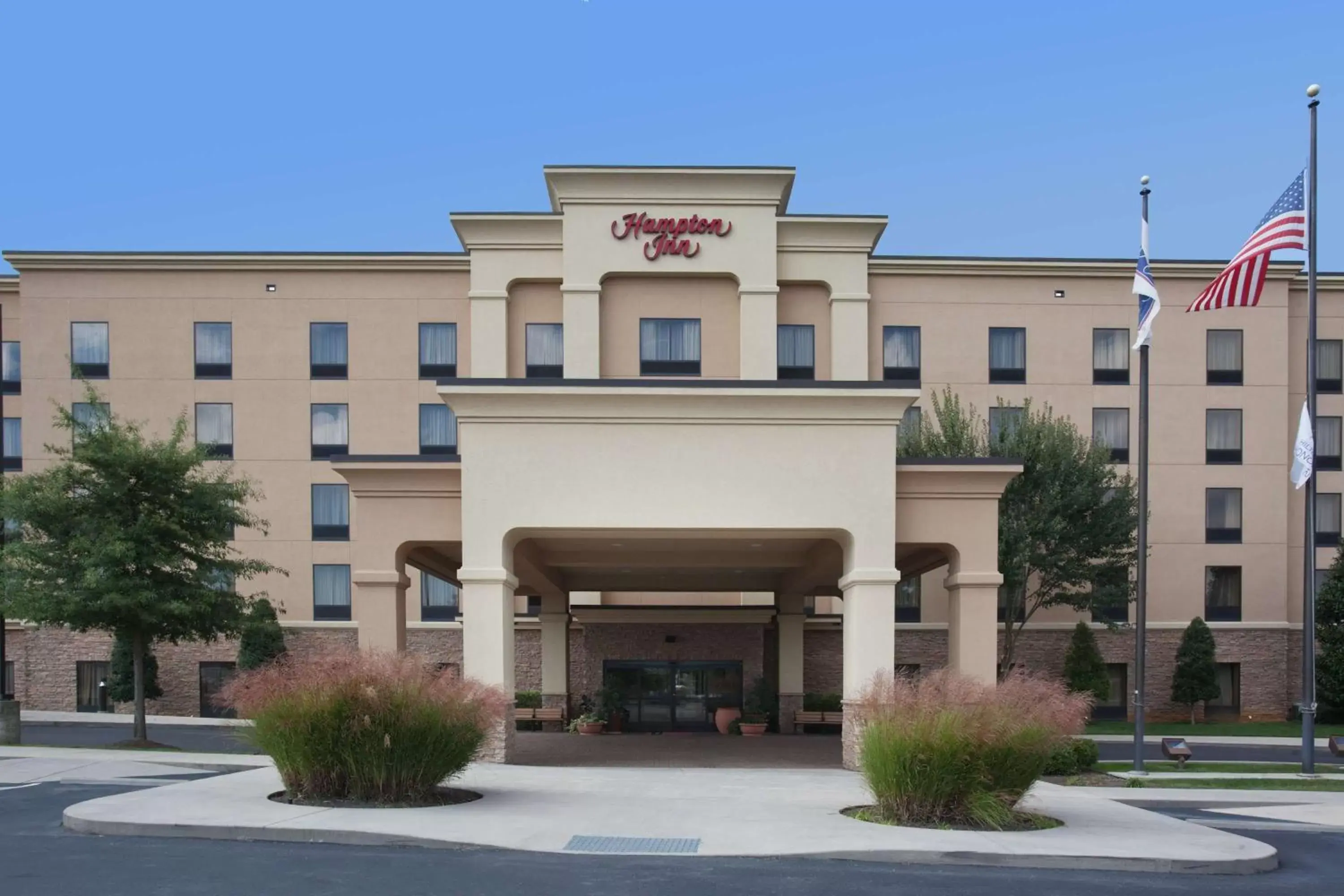 Property Building in Hampton Inn Knoxville-West At Cedar Bluff