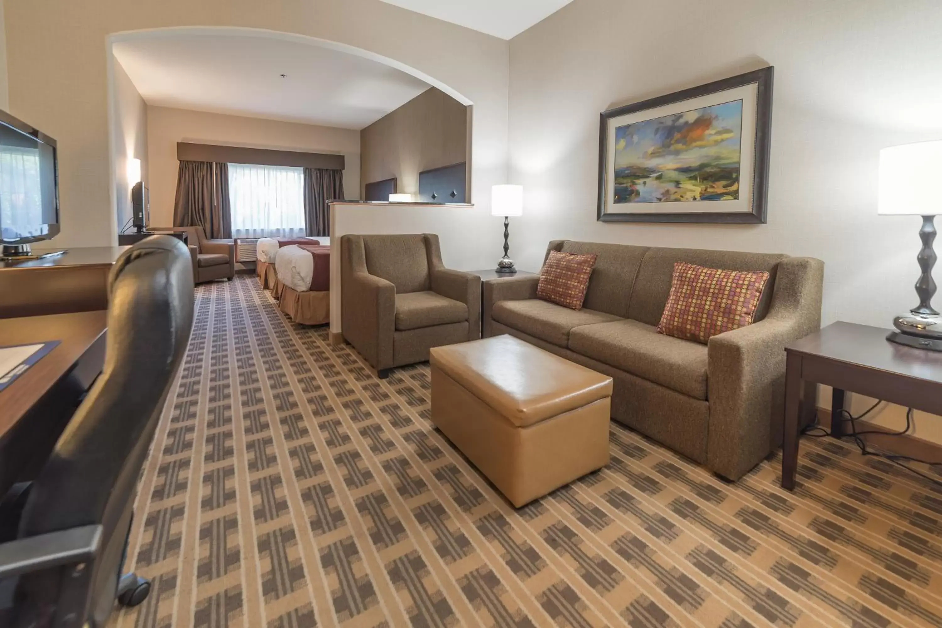 Seating Area in Best Western University Inn and Suites