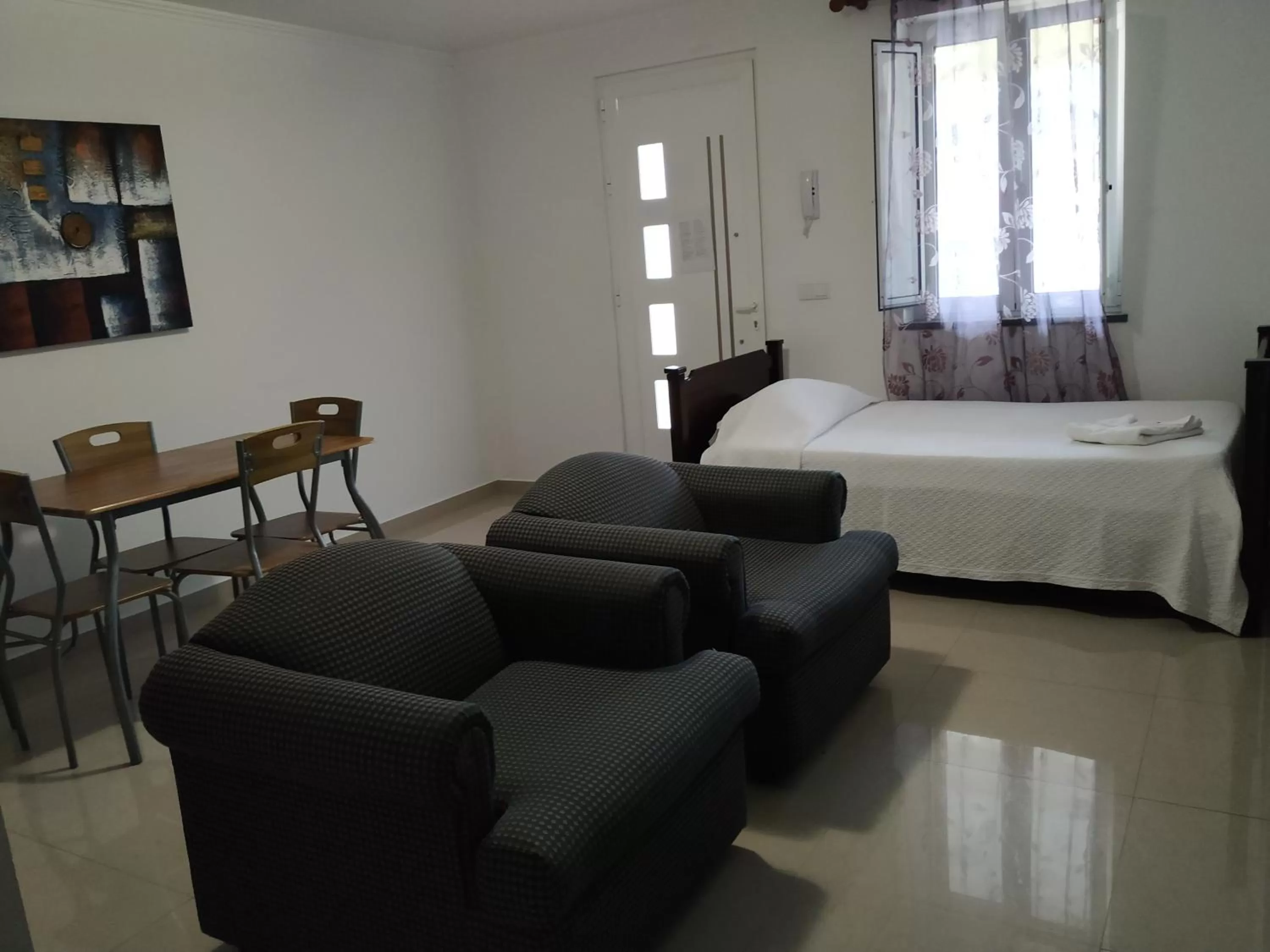 Costa & Isaias Apartamentos