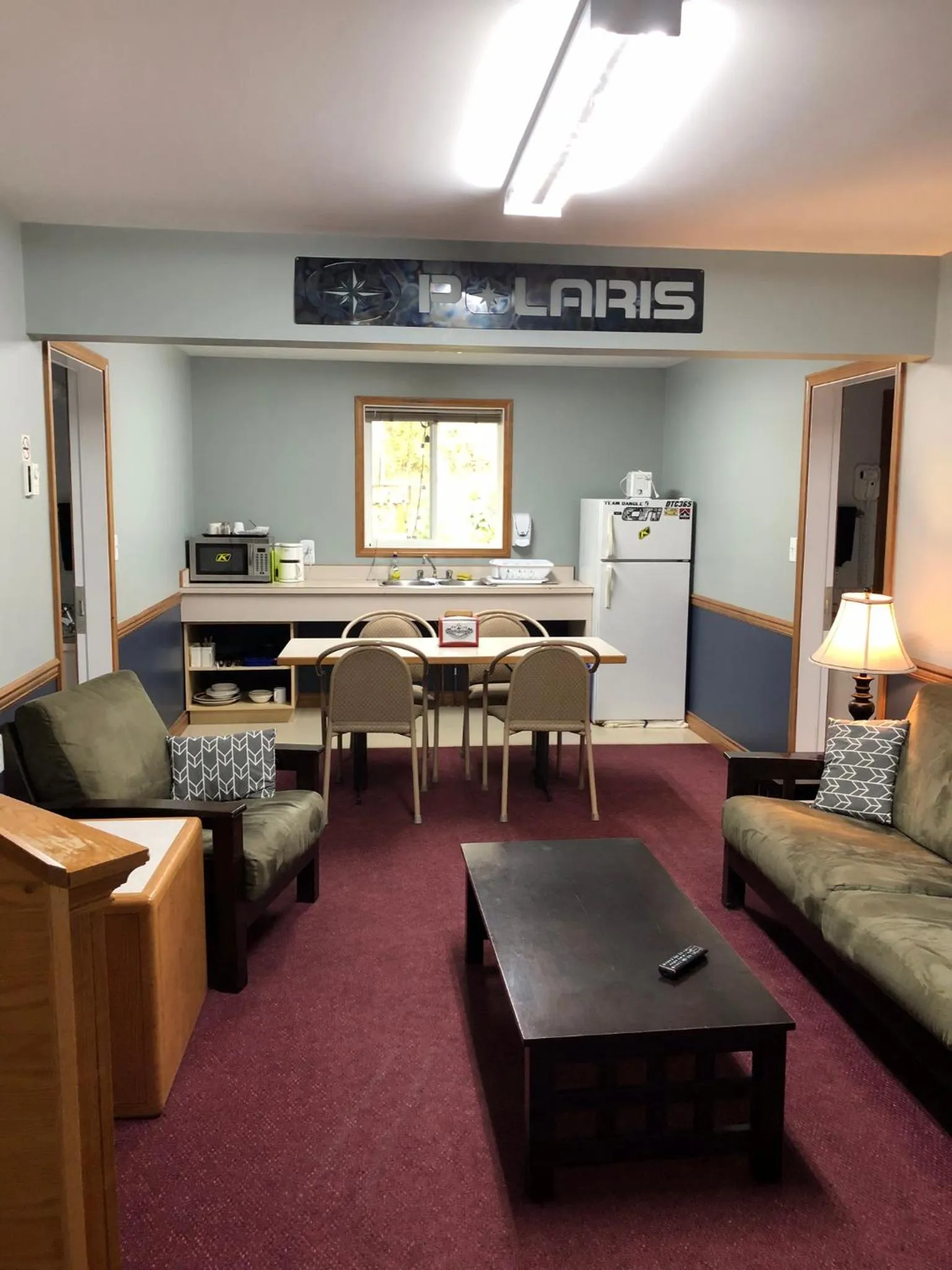 Seating area in Peaks Lodge